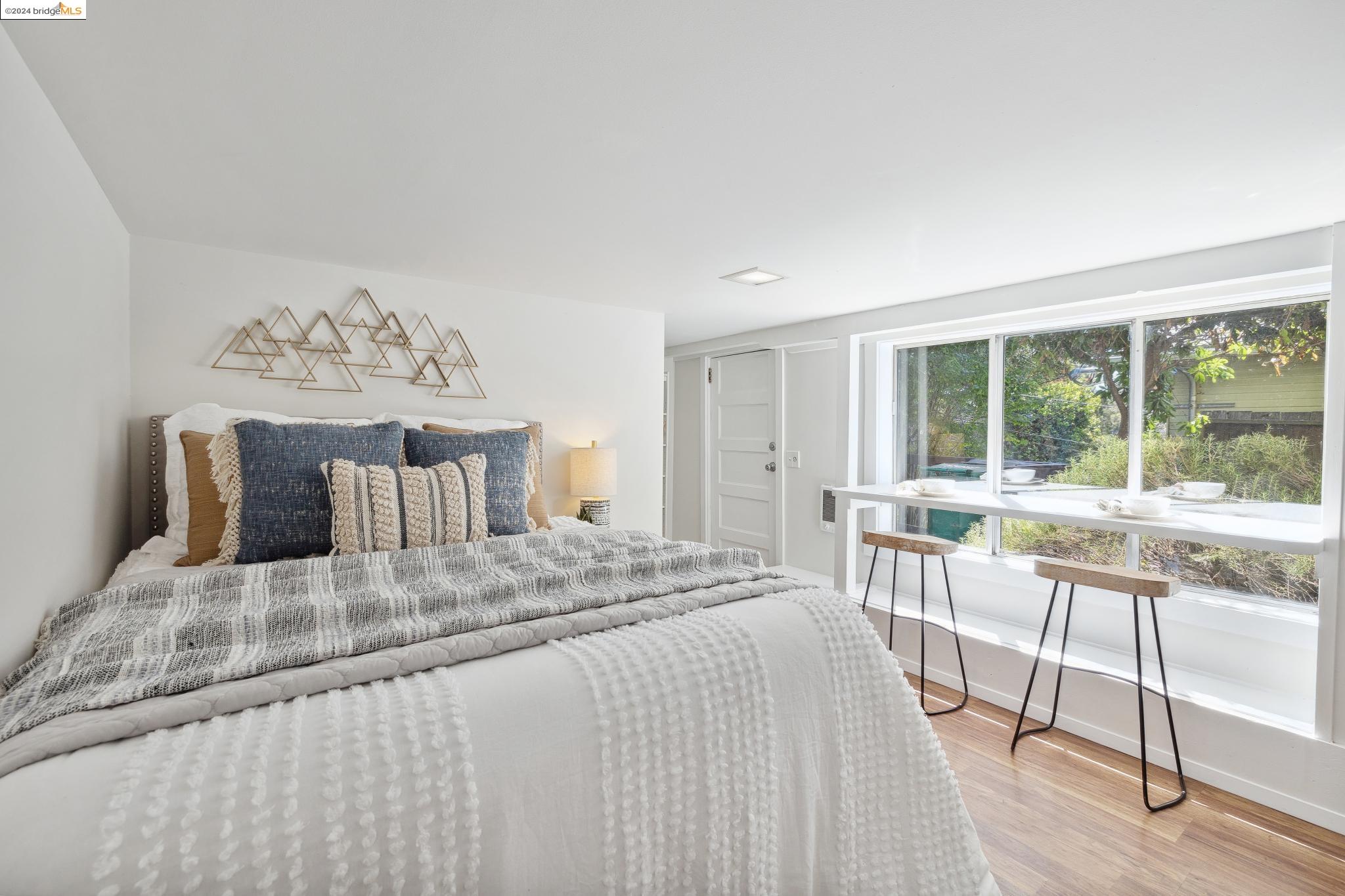 5783 Florence Ter