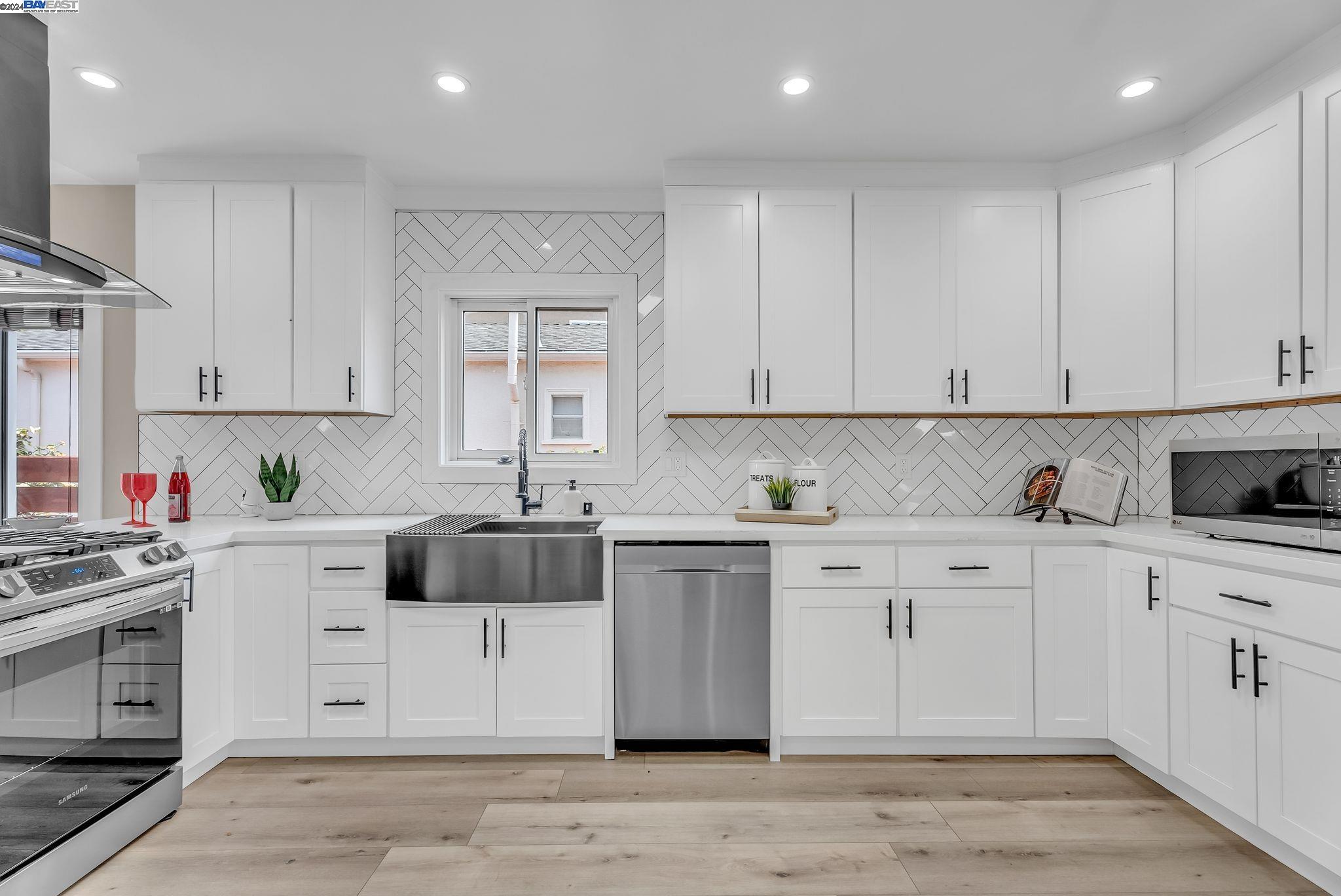 2706 68Th Ave