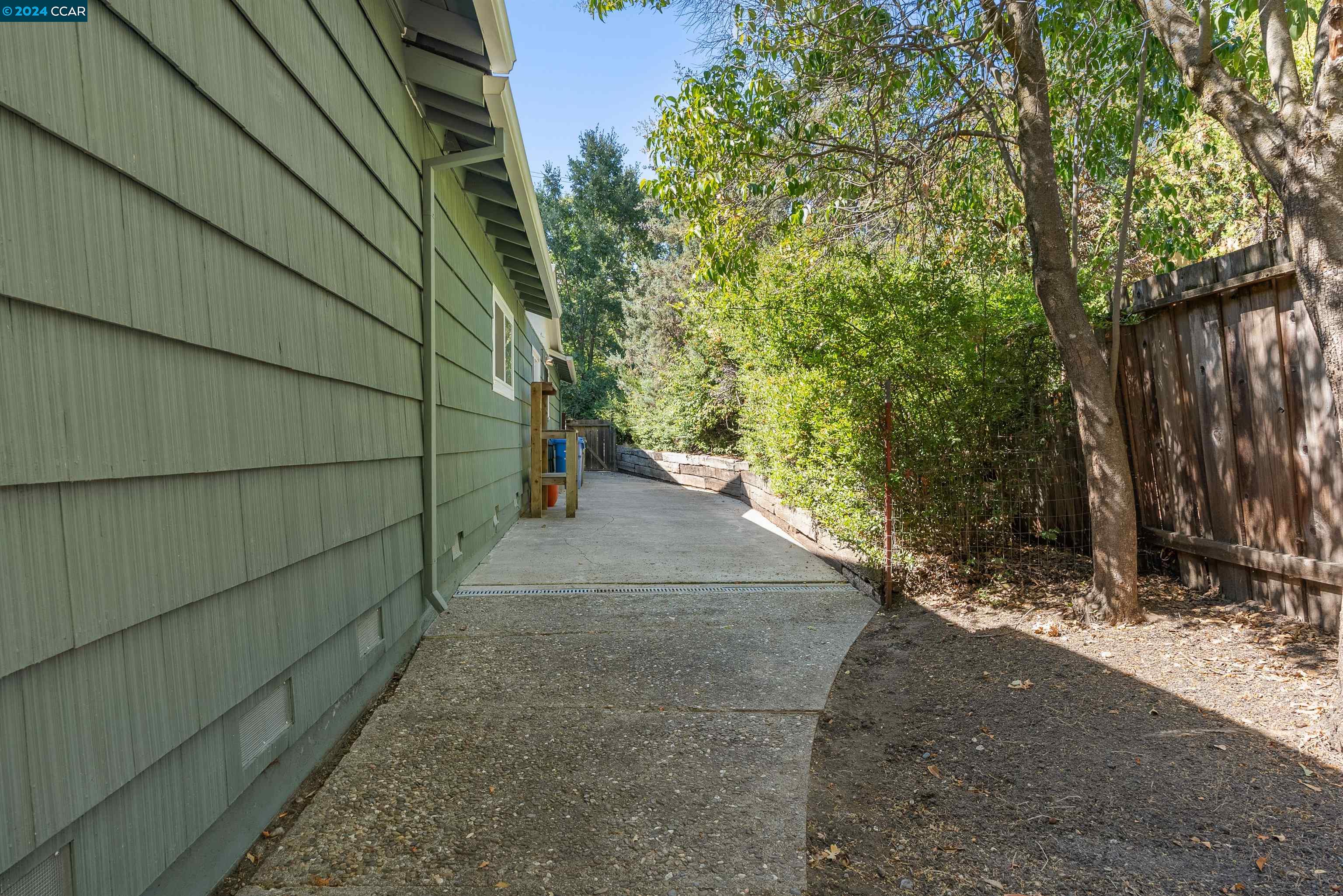 2470 San Miguel Dr