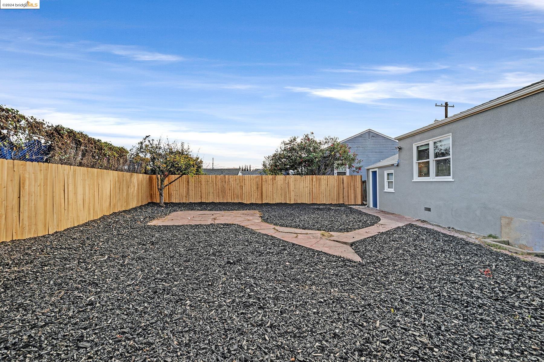 10432 Byron Ave
