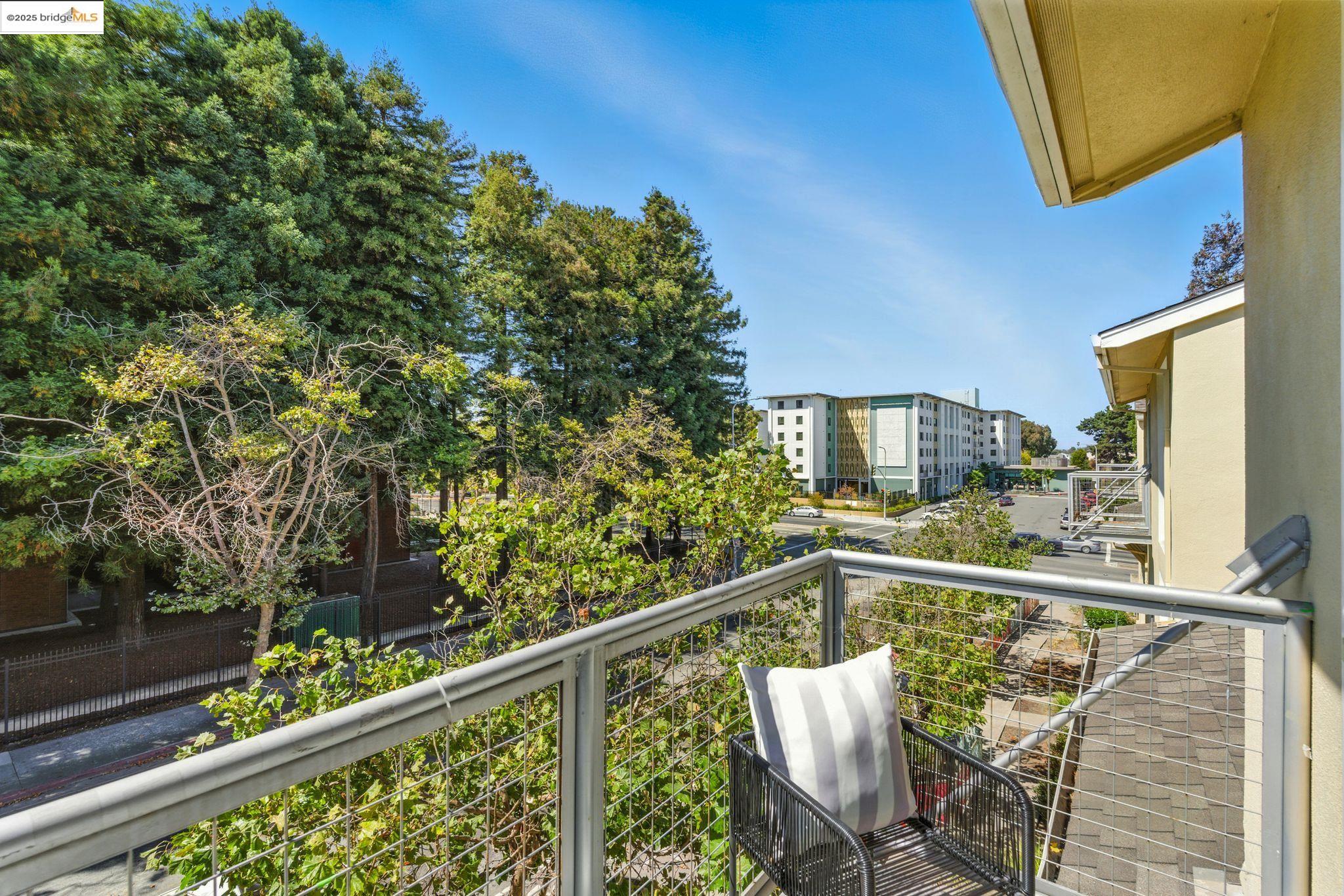 456 Marina Way