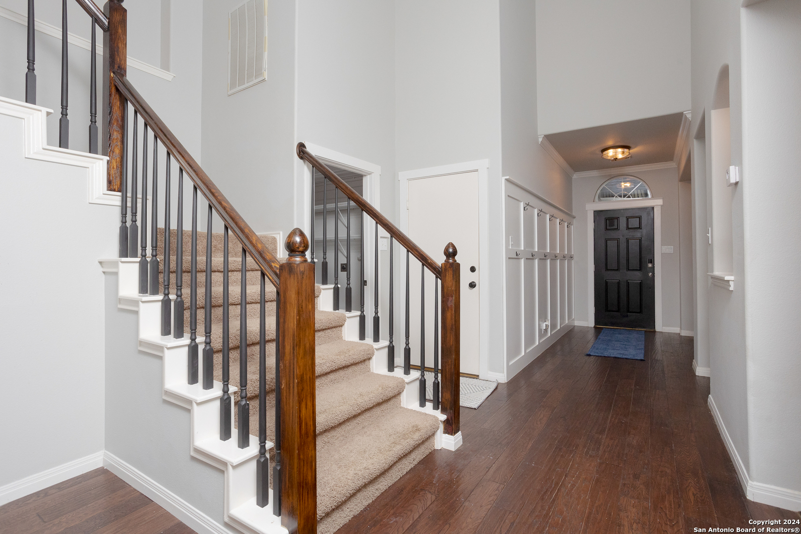 24843 CRESCENT RUN