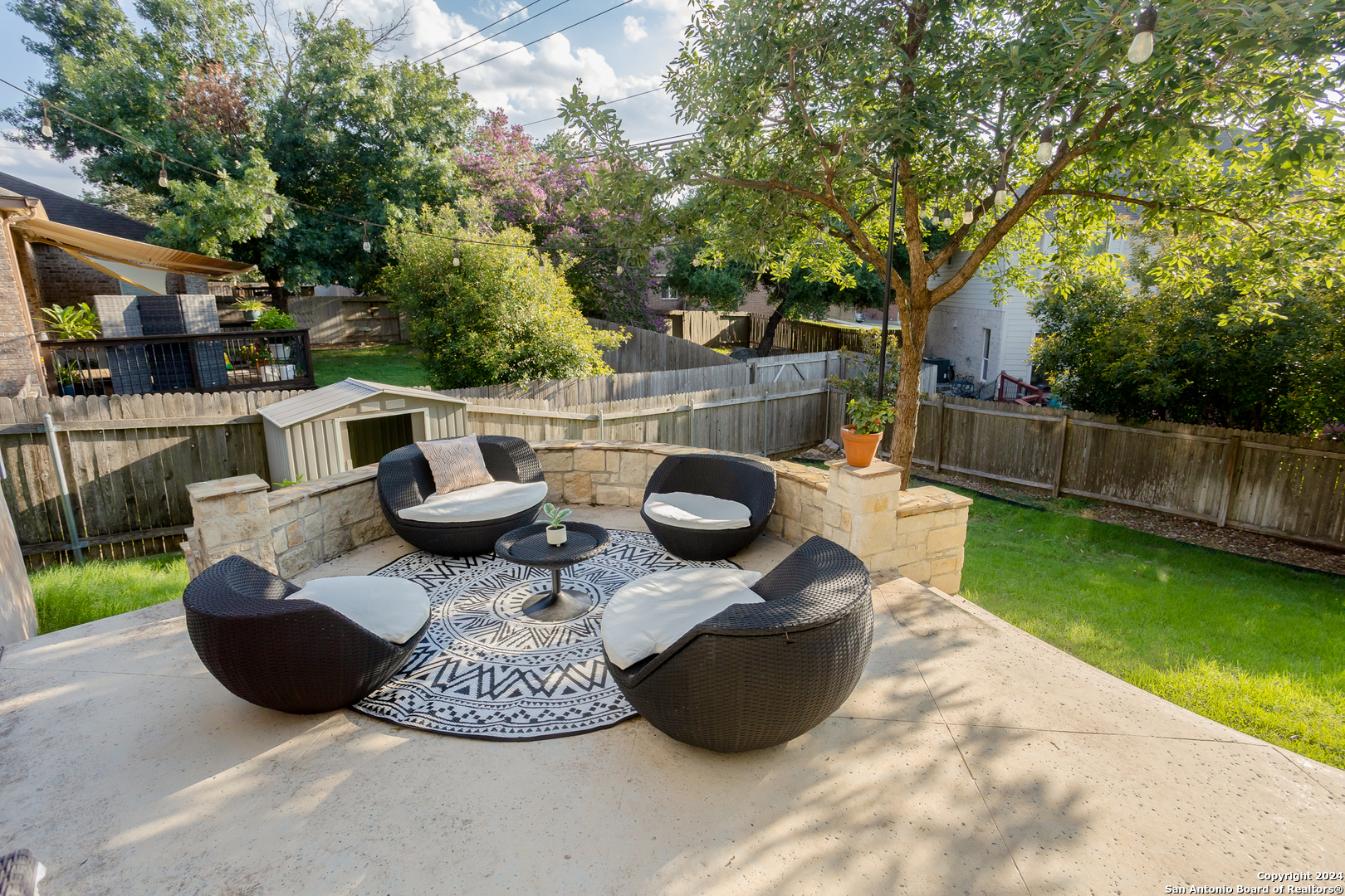 24843 CRESCENT RUN