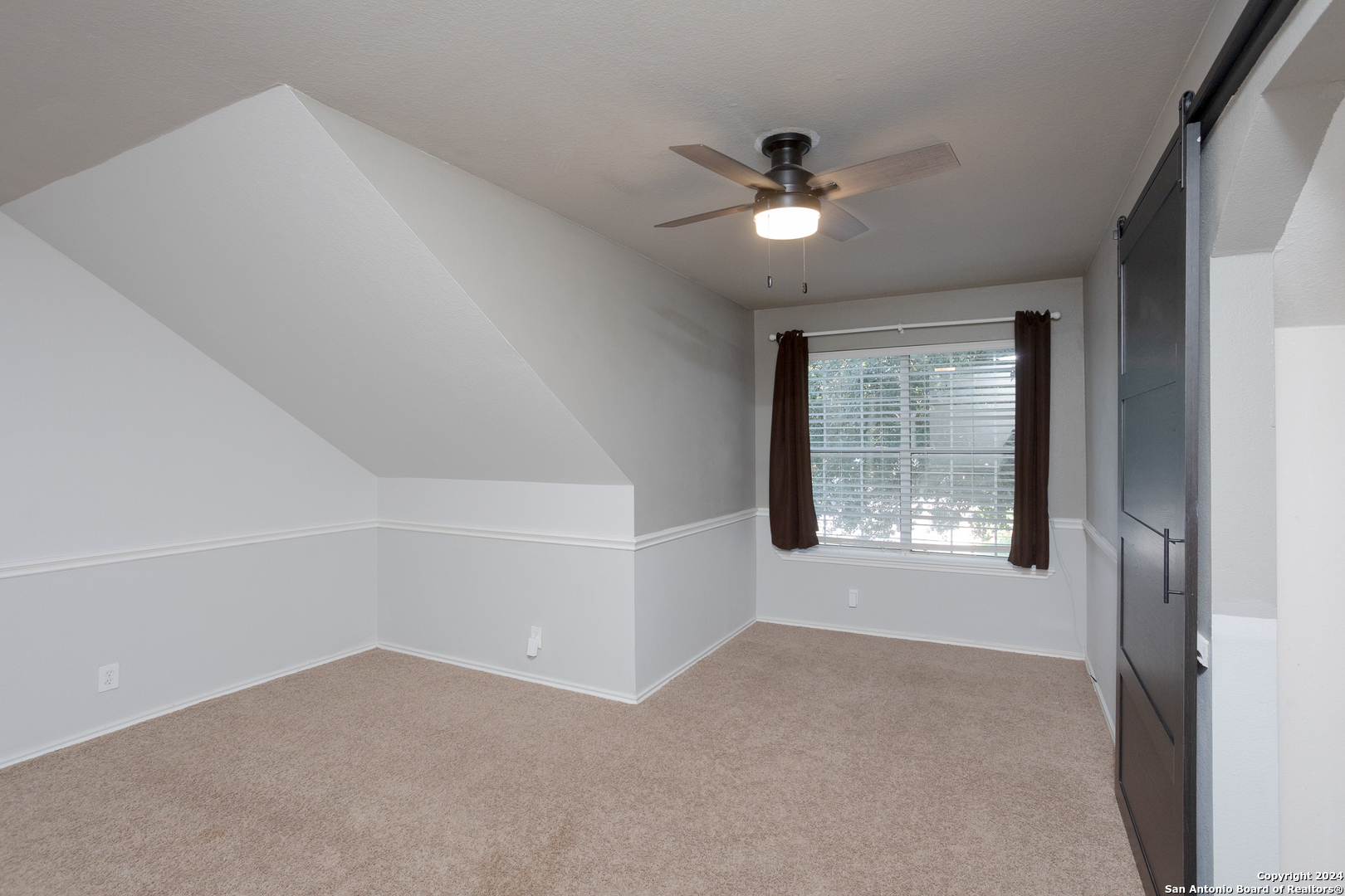 24843 CRESCENT RUN
