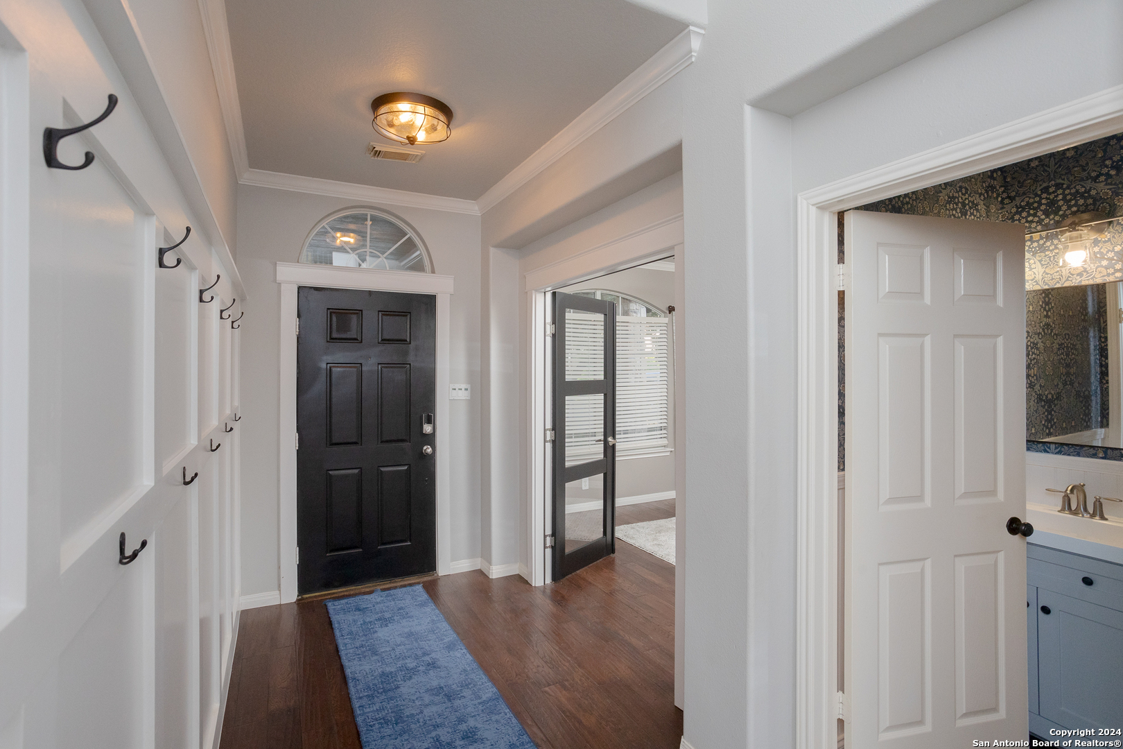 24843 CRESCENT RUN