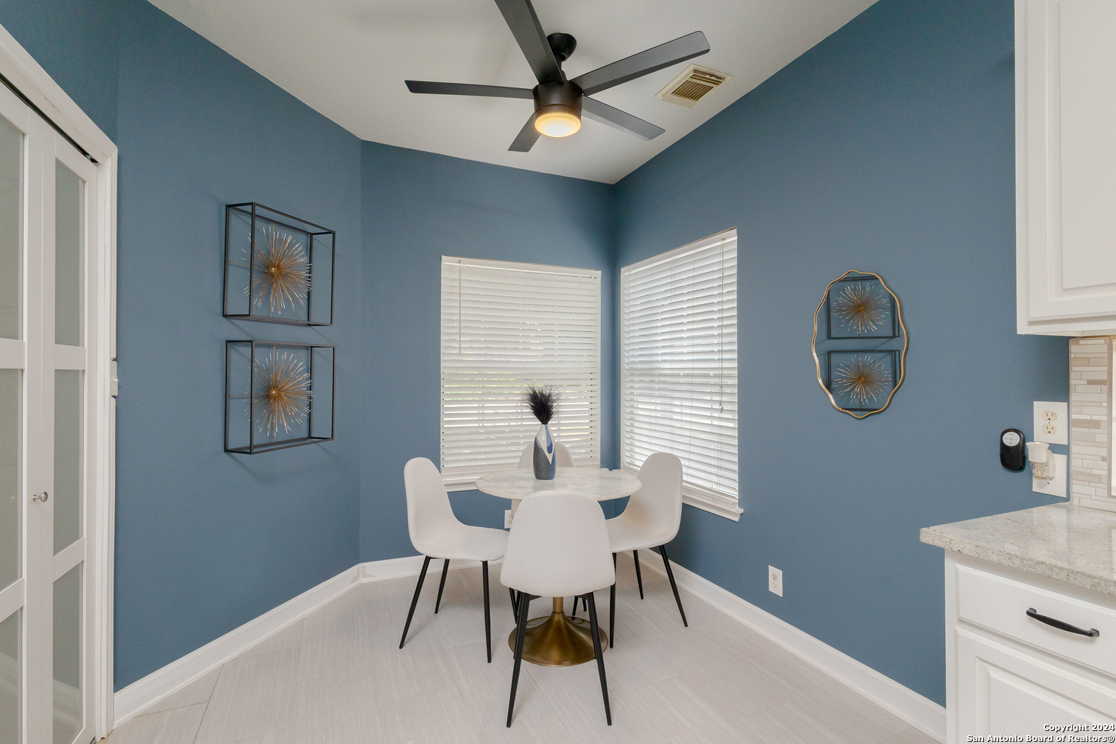 24843 CRESCENT RUN