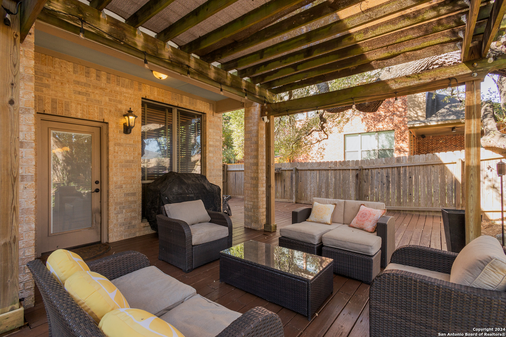 3707 SUNSET HTS