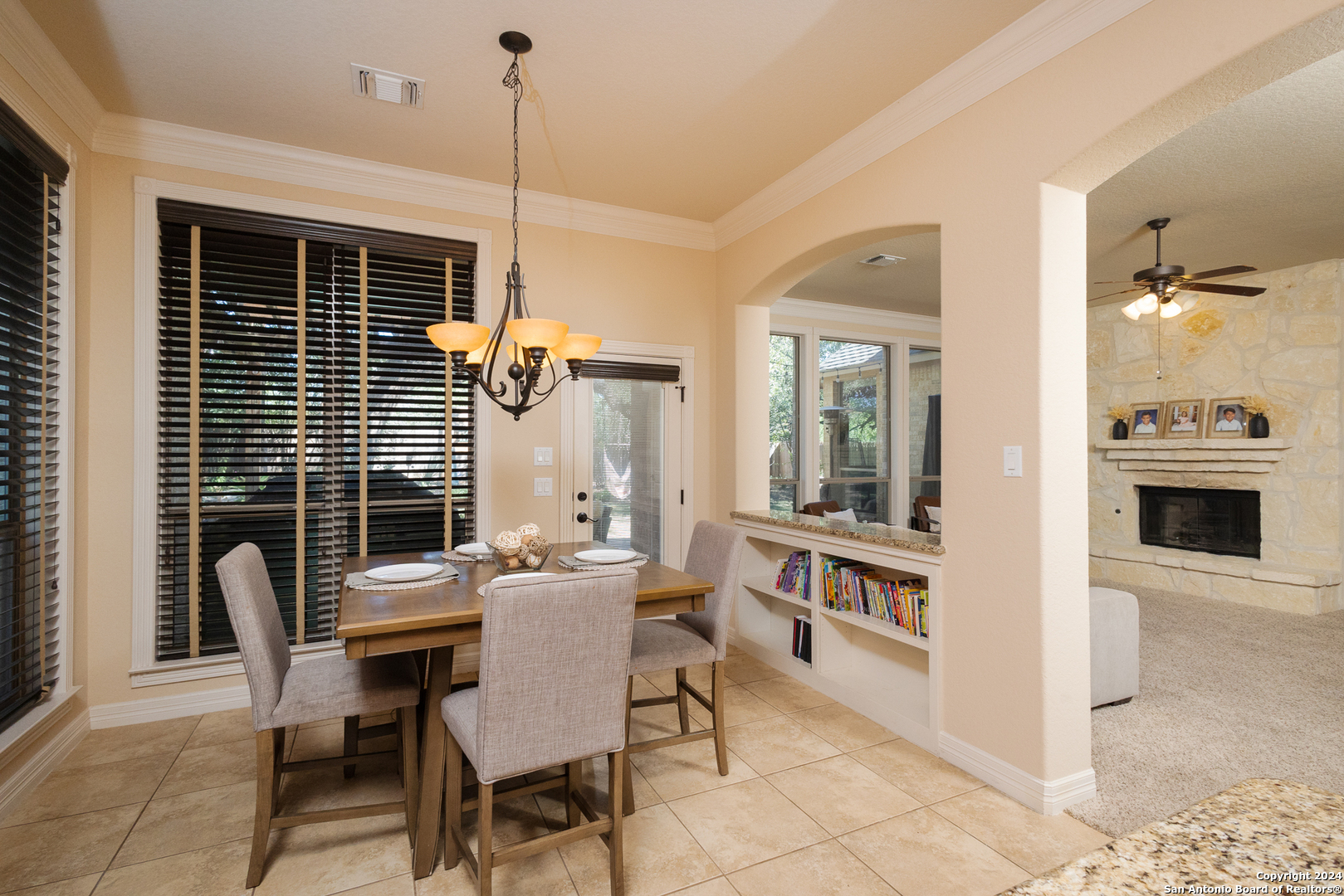 3707 SUNSET HTS