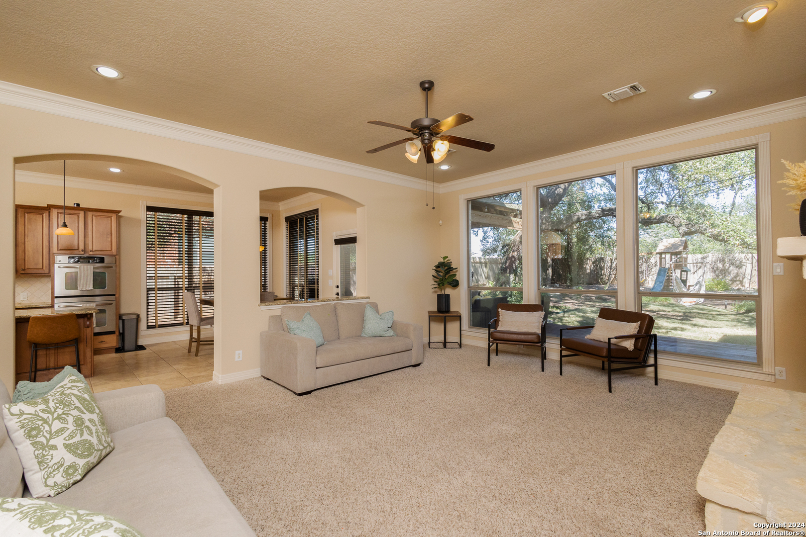 3707 SUNSET HTS