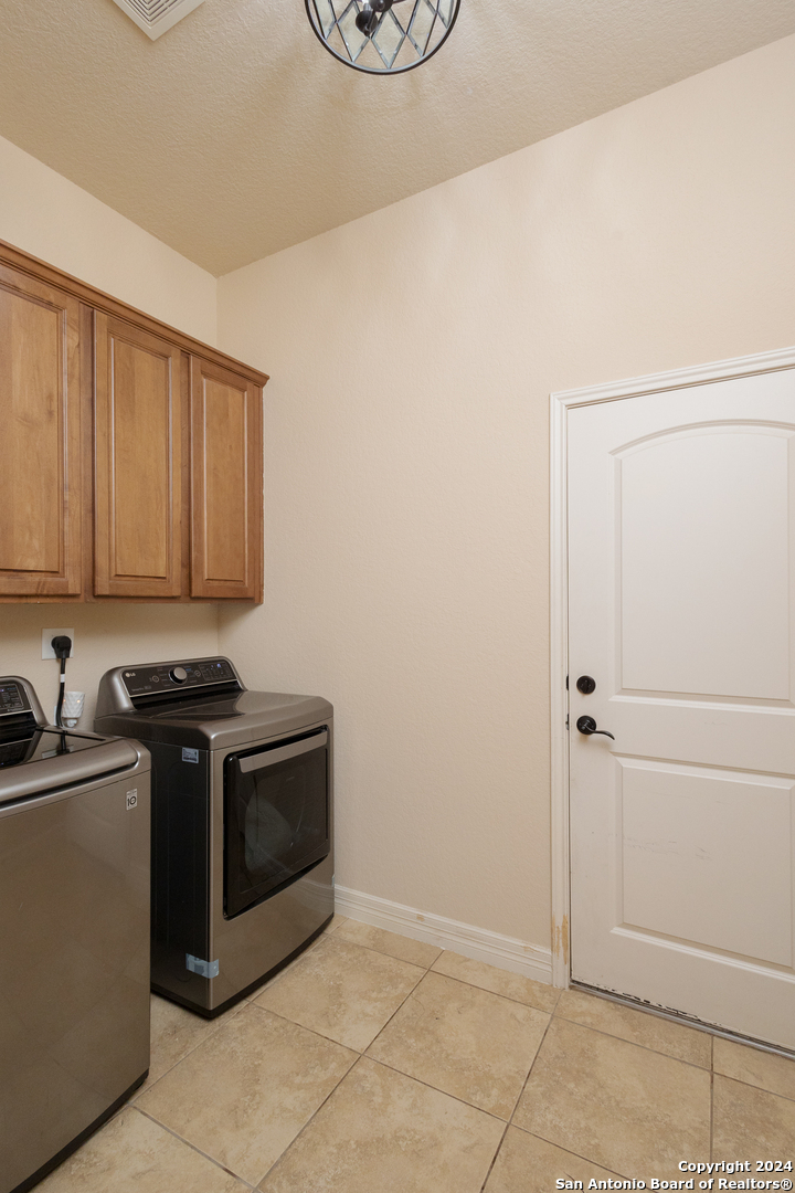 3707 SUNSET HTS