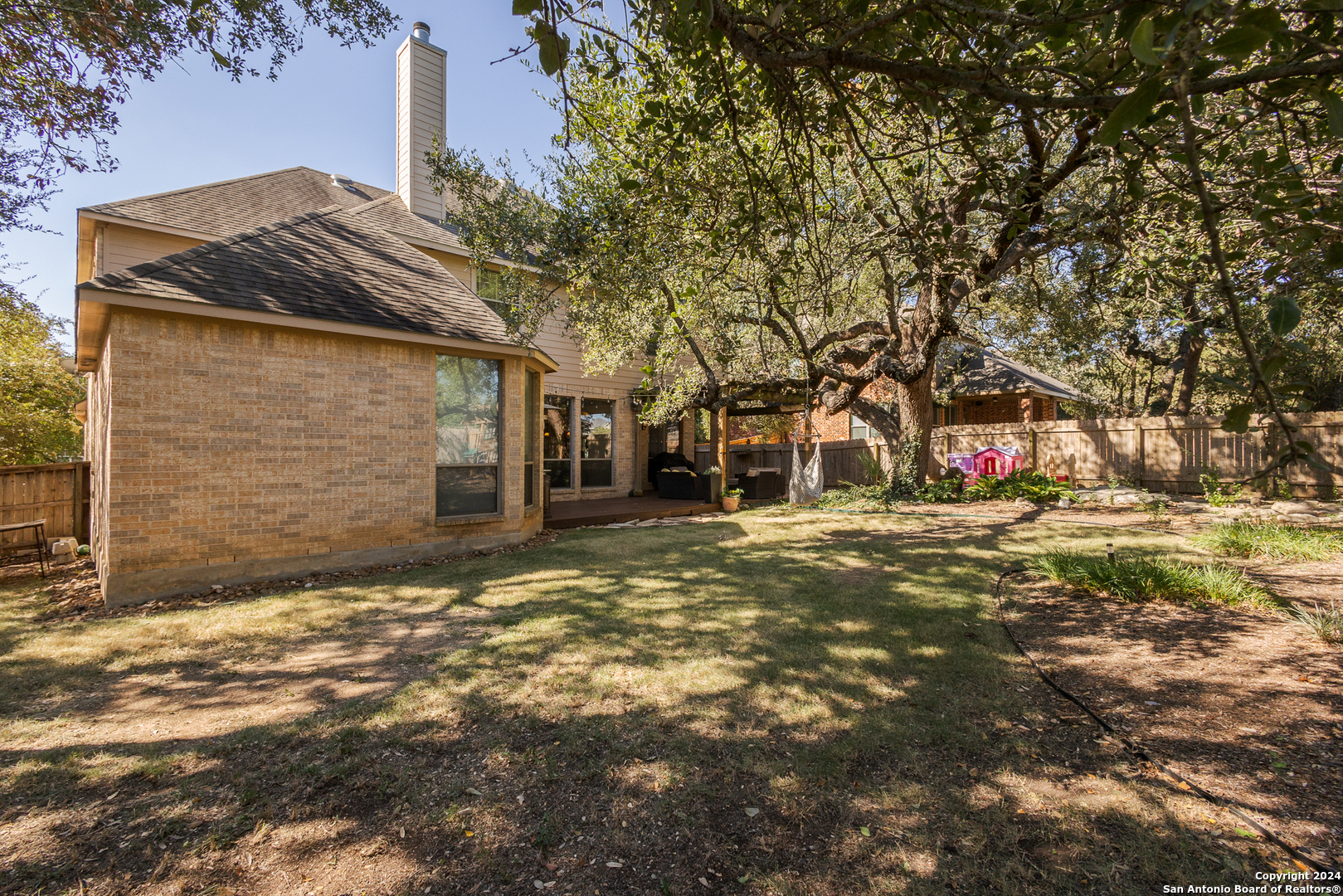 3707 SUNSET HTS