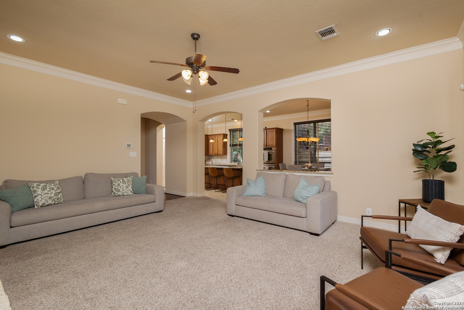 3707 SUNSET HTS