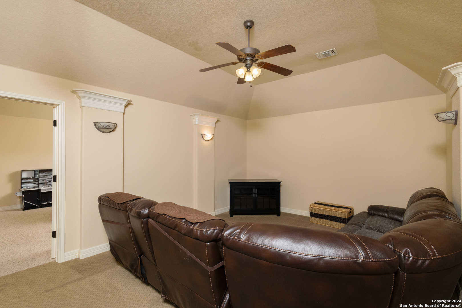 3707 SUNSET HTS