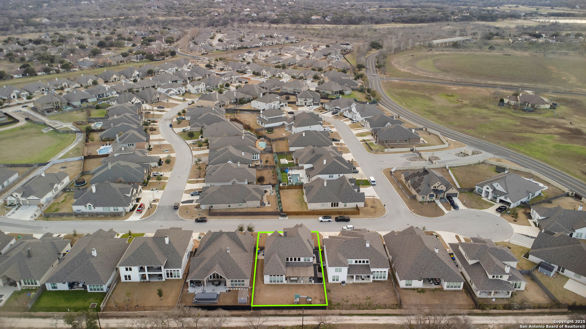 30170 Valley Run