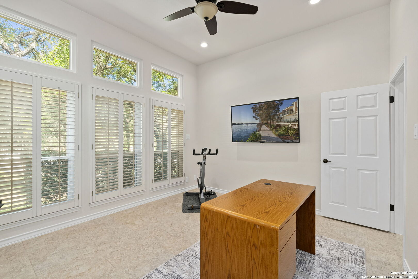8532 Alydar Cir
