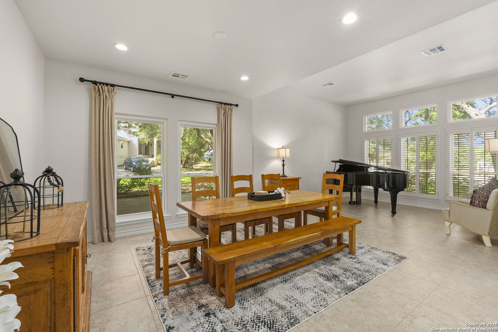 8532 Alydar Cir