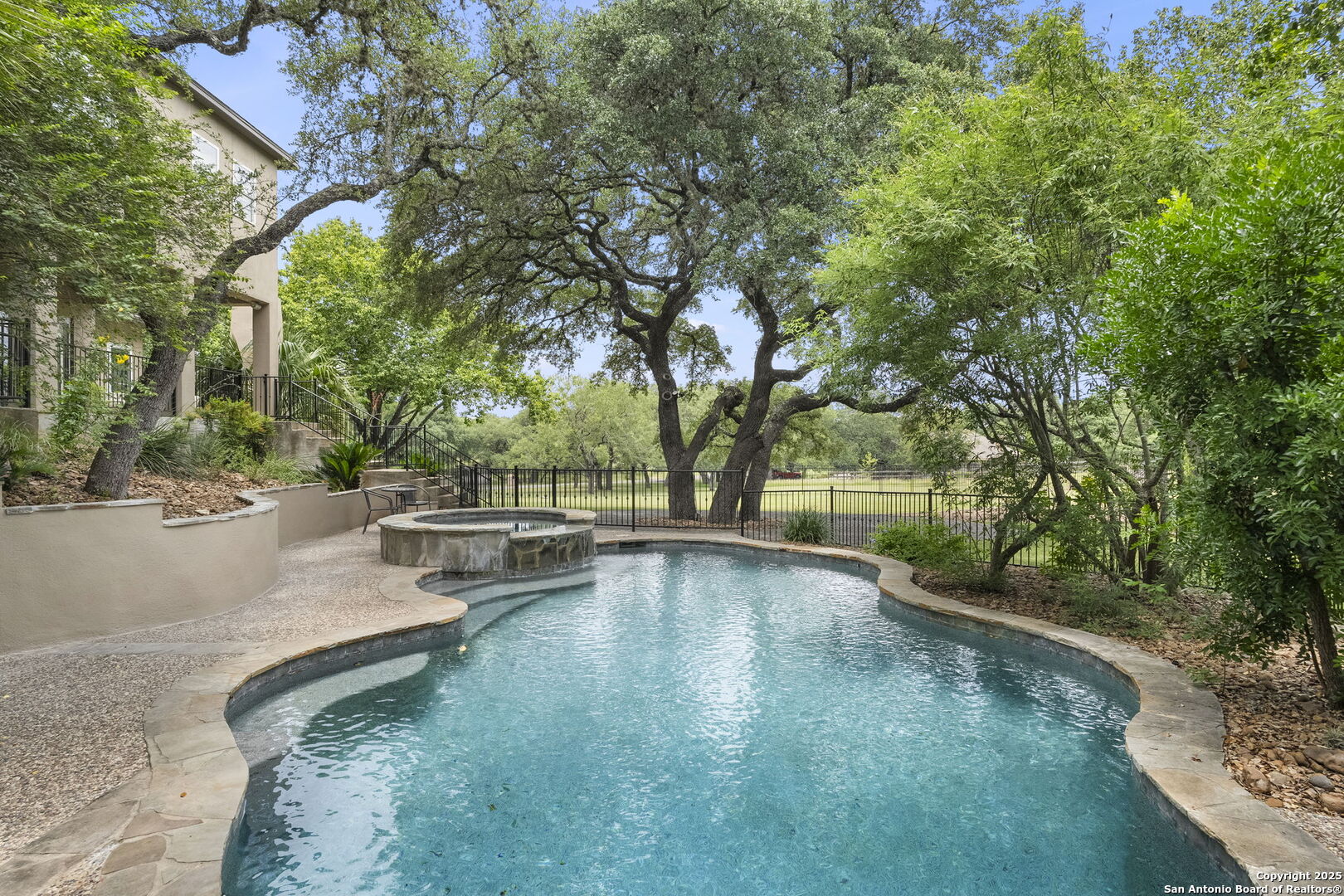 8532 Alydar Cir