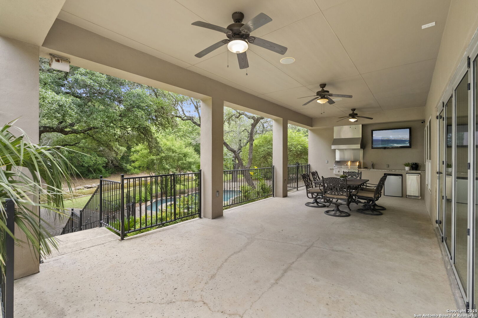 8532 Alydar Cir