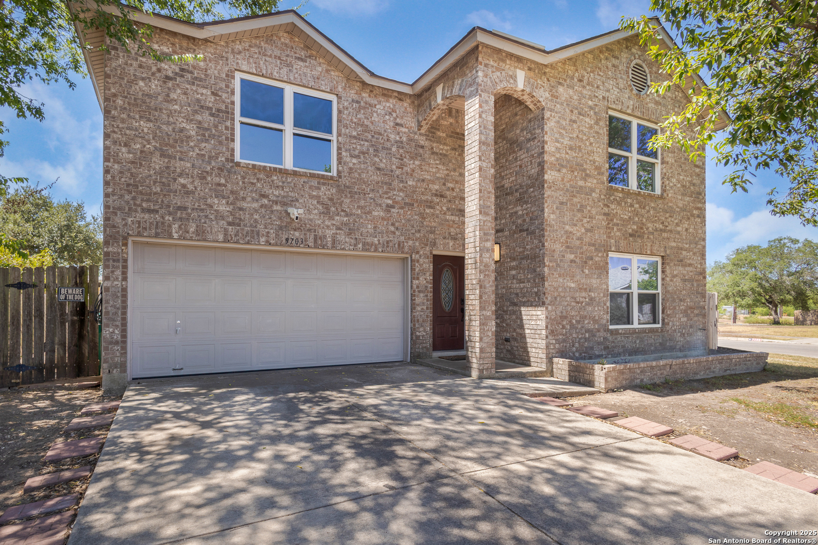 9703 Autumn Hollow