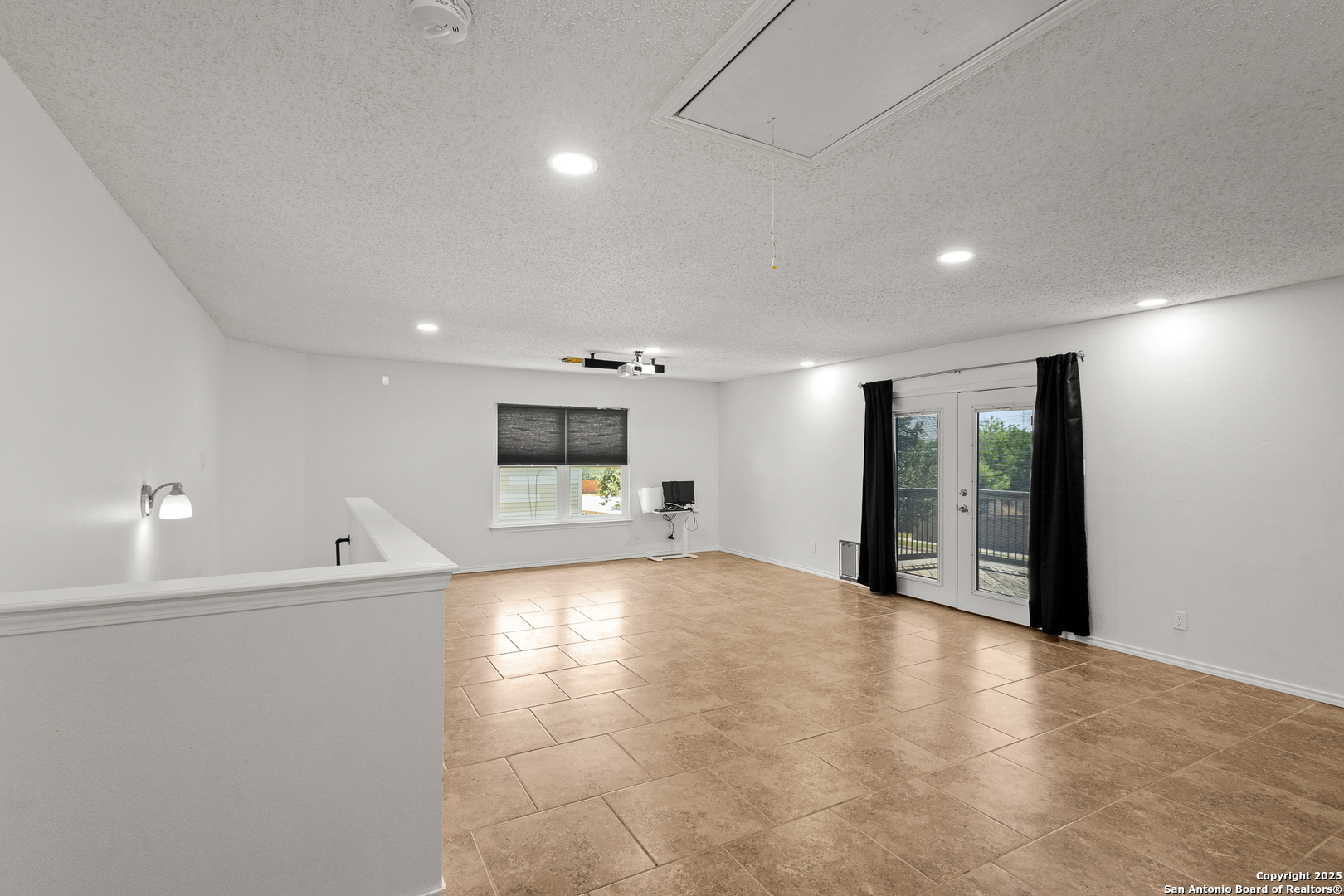 9703 Autumn Hollow