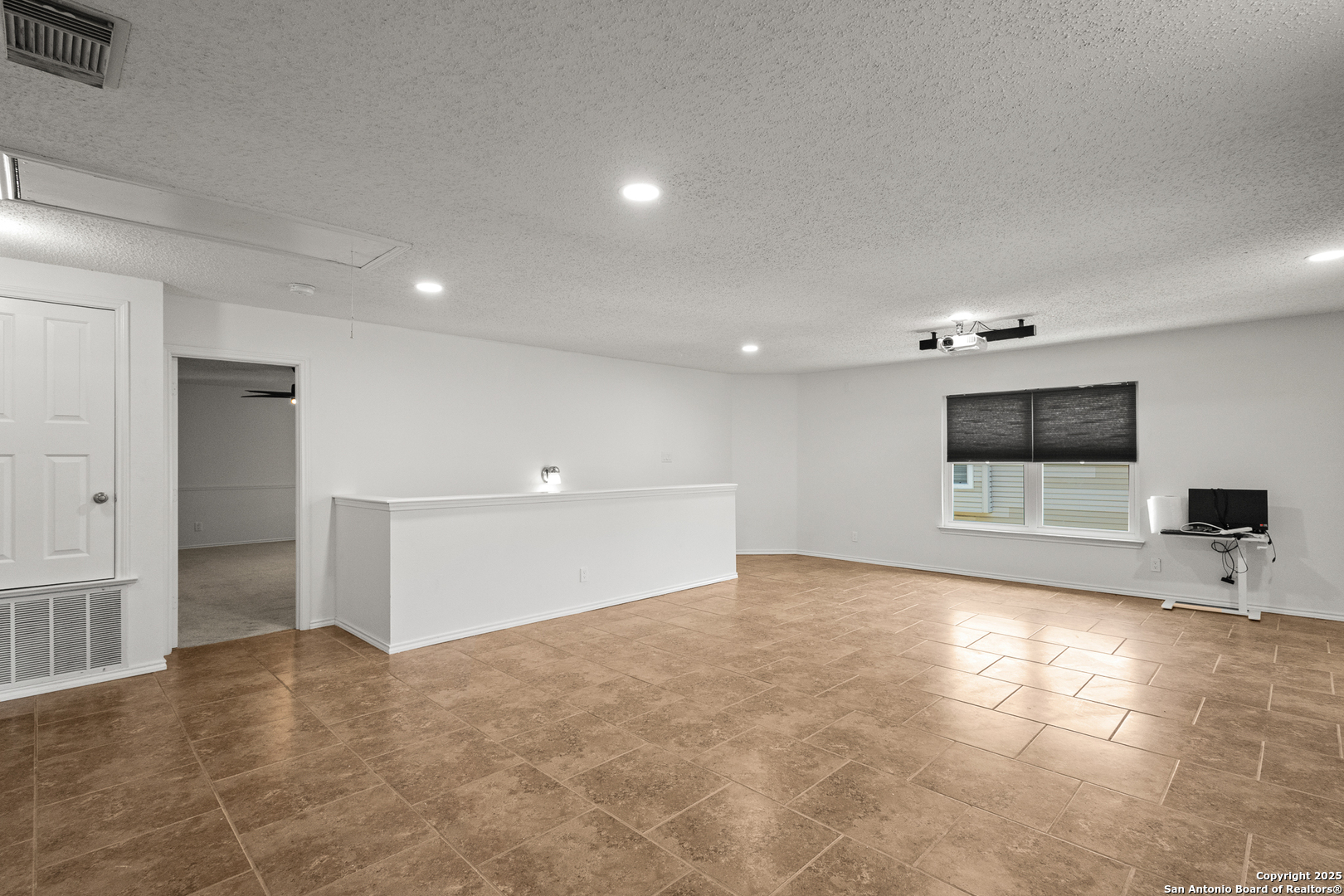 9703 Autumn Hollow