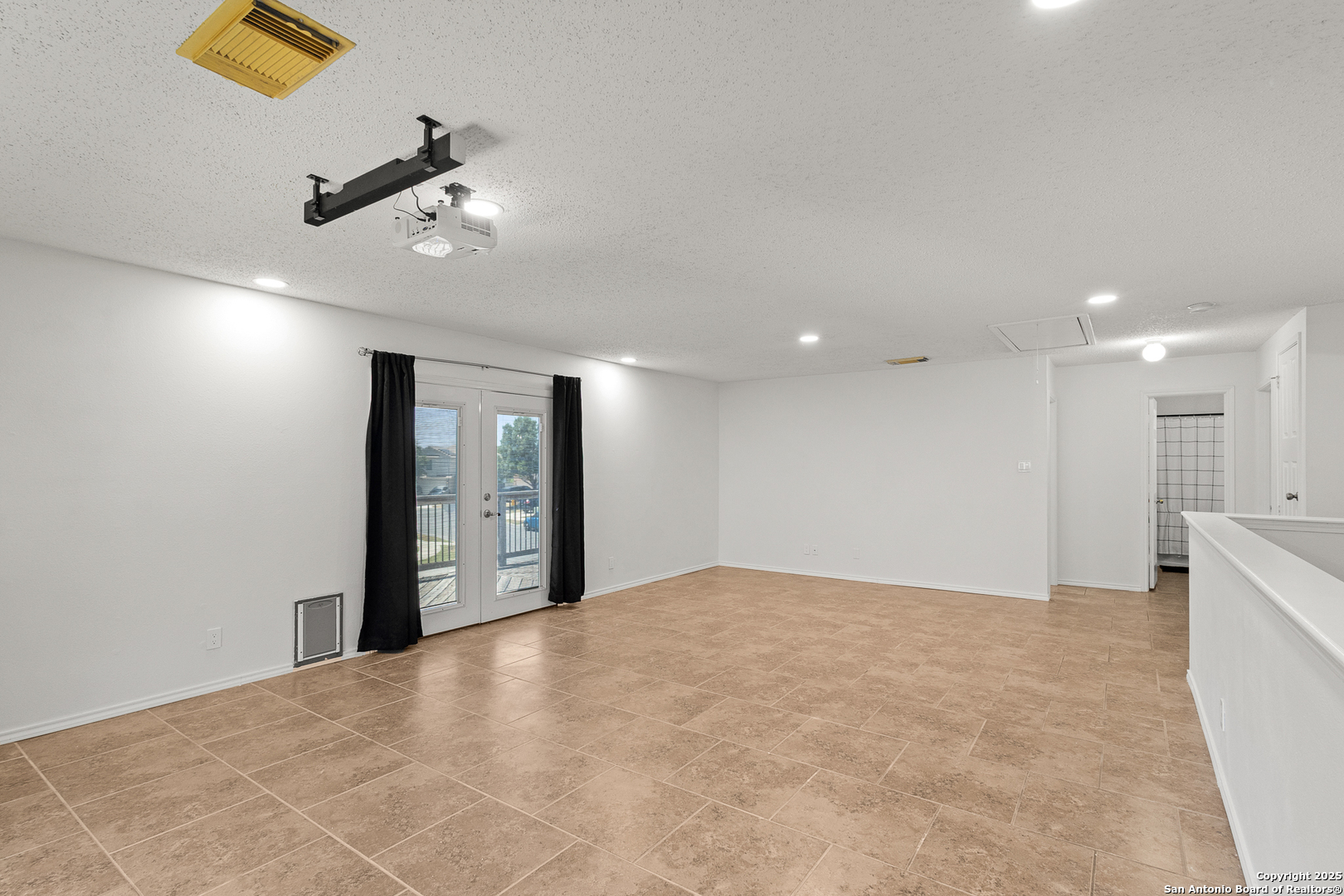 9703 Autumn Hollow