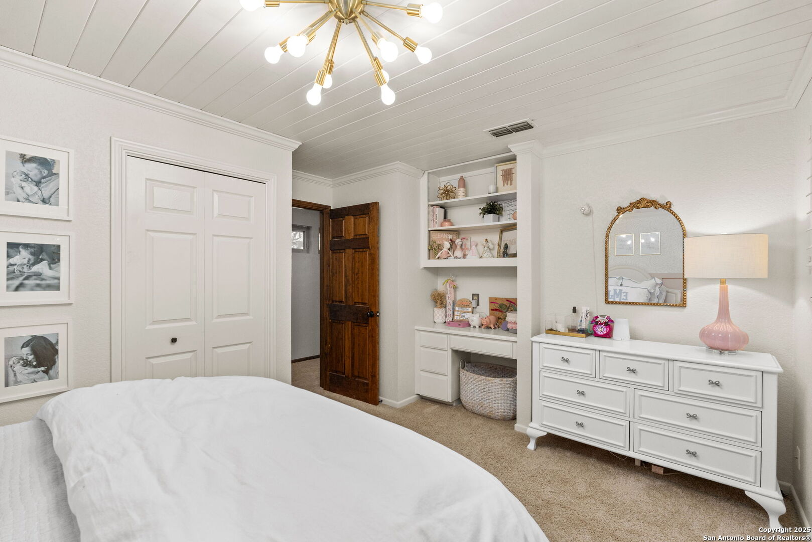 8707 Paisano Pass