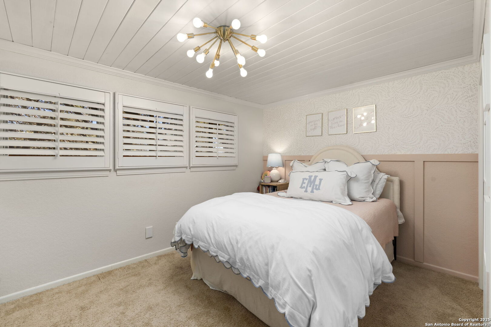 8707 Paisano Pass