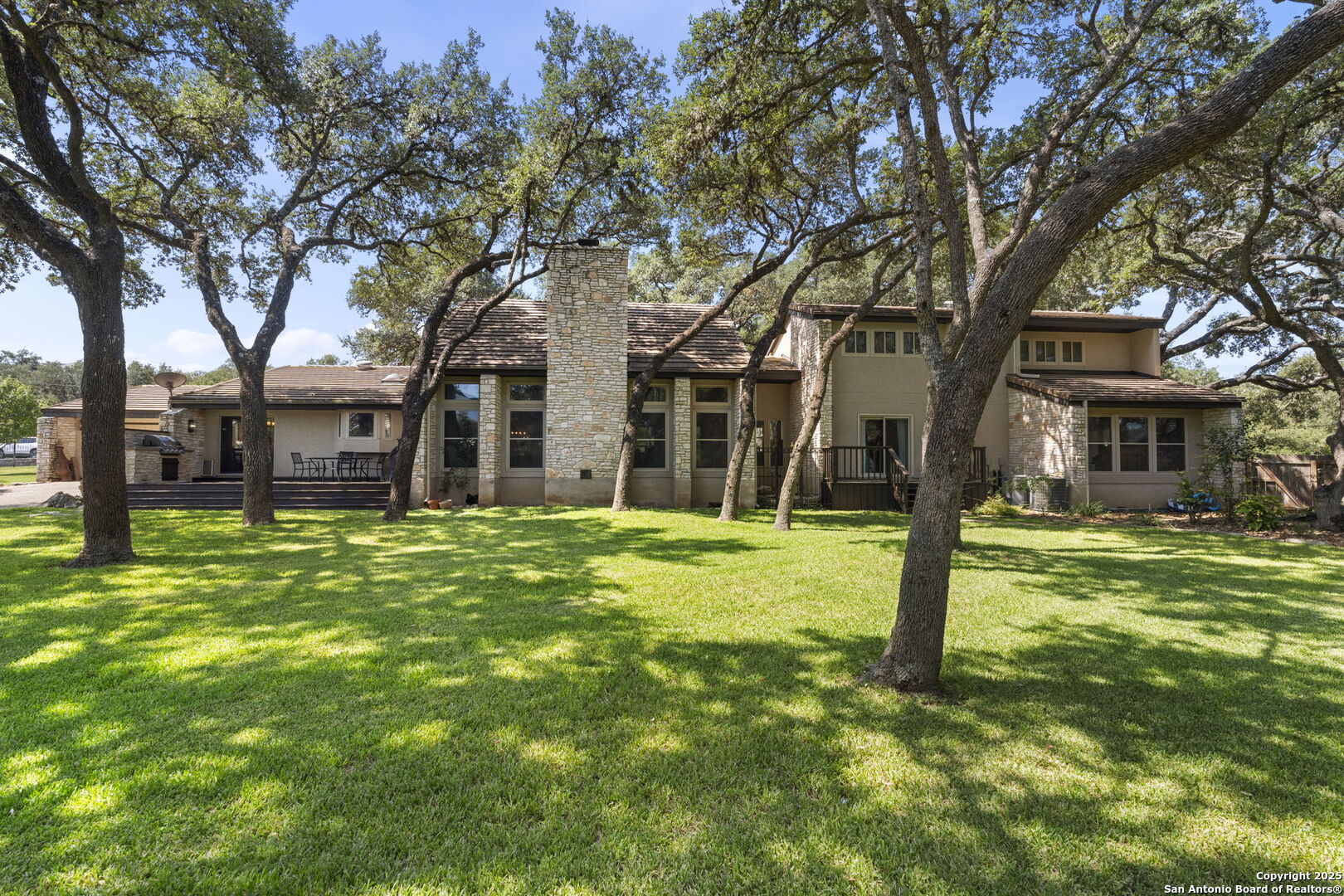 8707 Paisano Pass