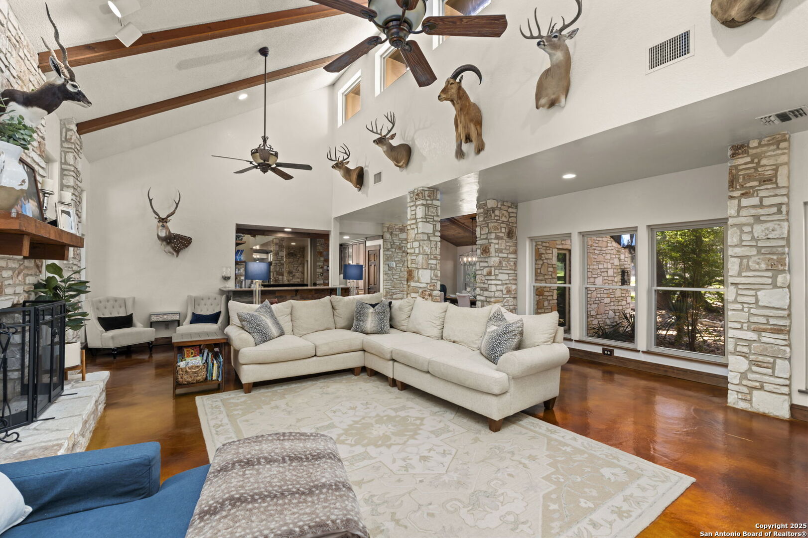 8707 Paisano Pass