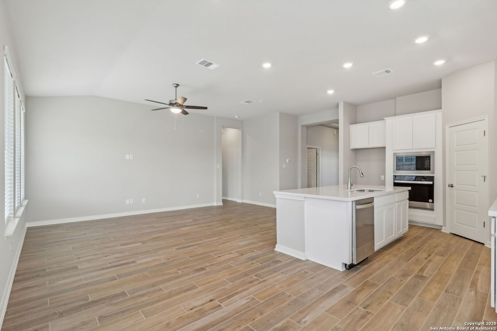 29507 Arrowtooth Blvd