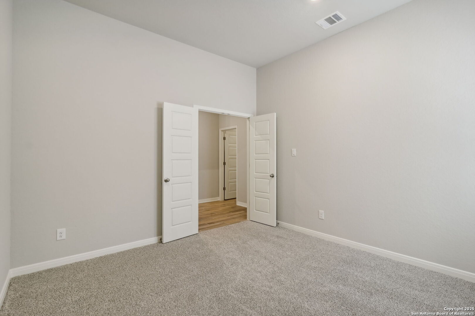 29507 Arrowtooth Blvd