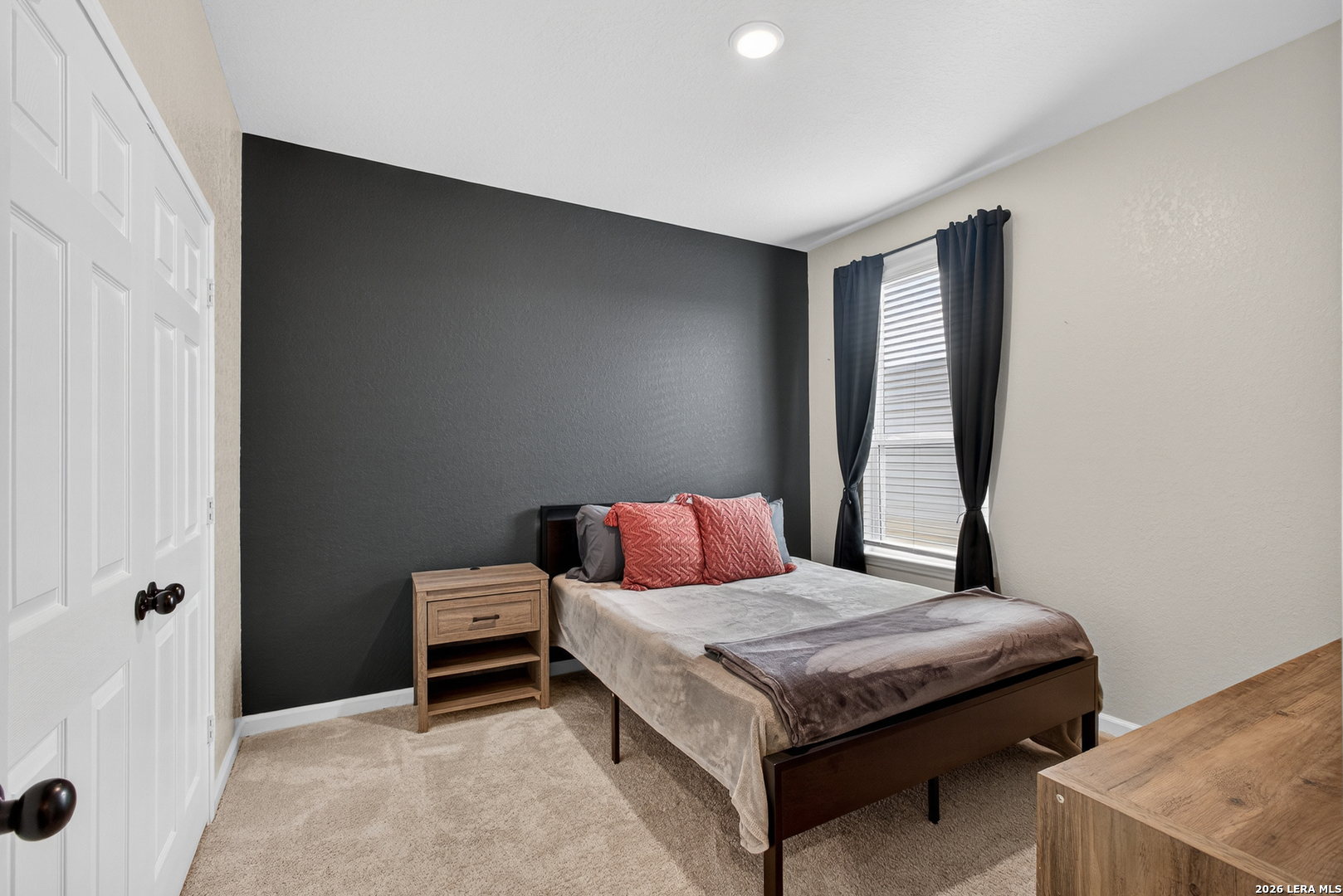 13740 Redtail Landing