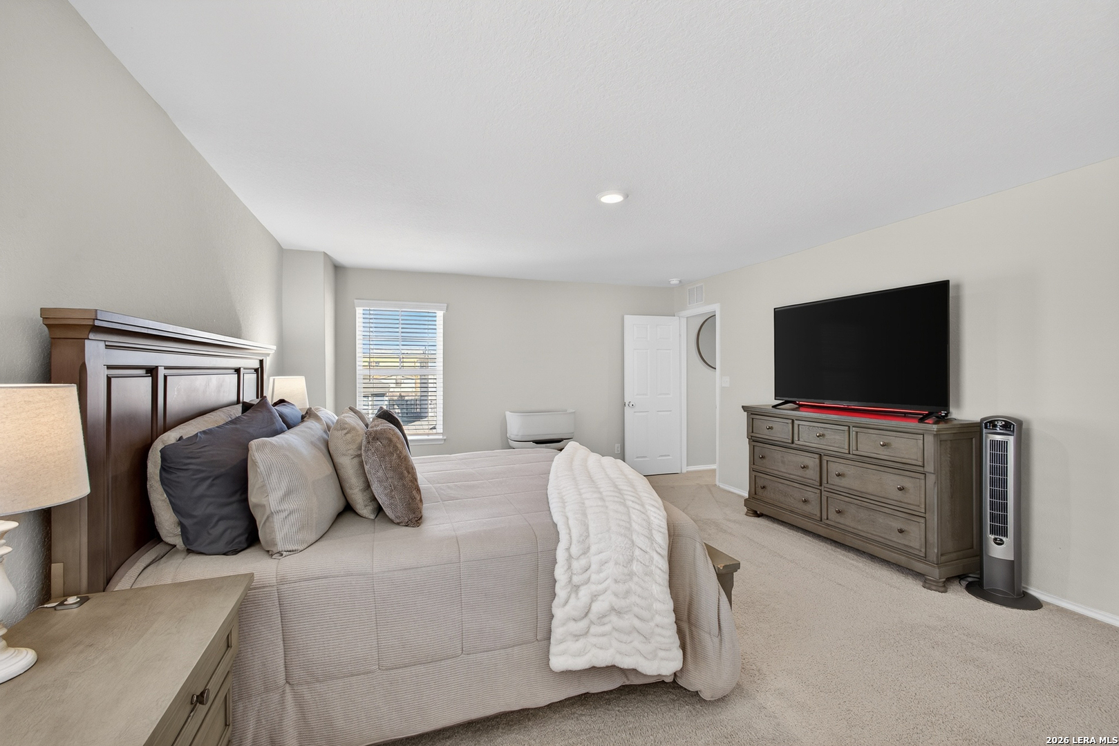 13740 Redtail Landing