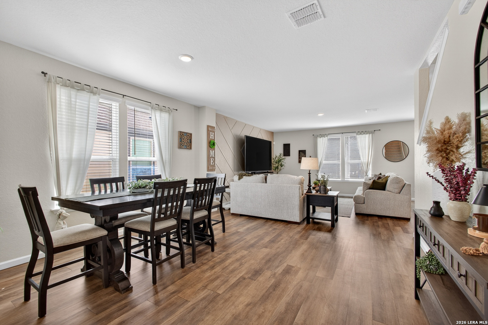 13740 Redtail Landing