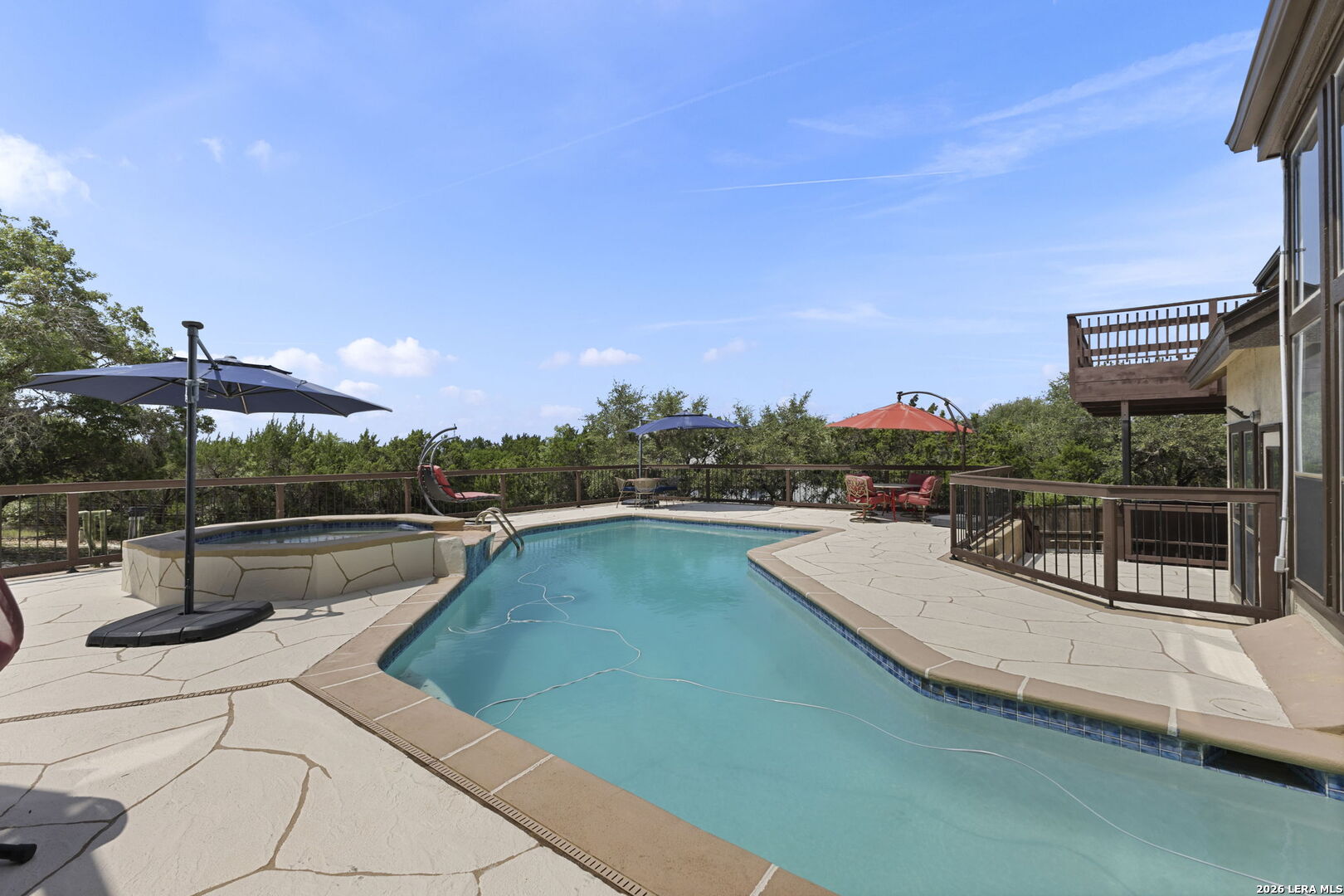 8726 Mountain Top
