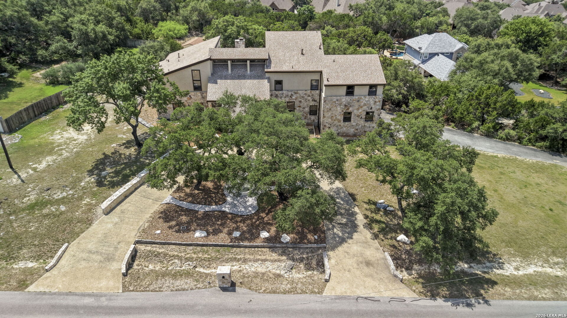 8726 Mountain Top