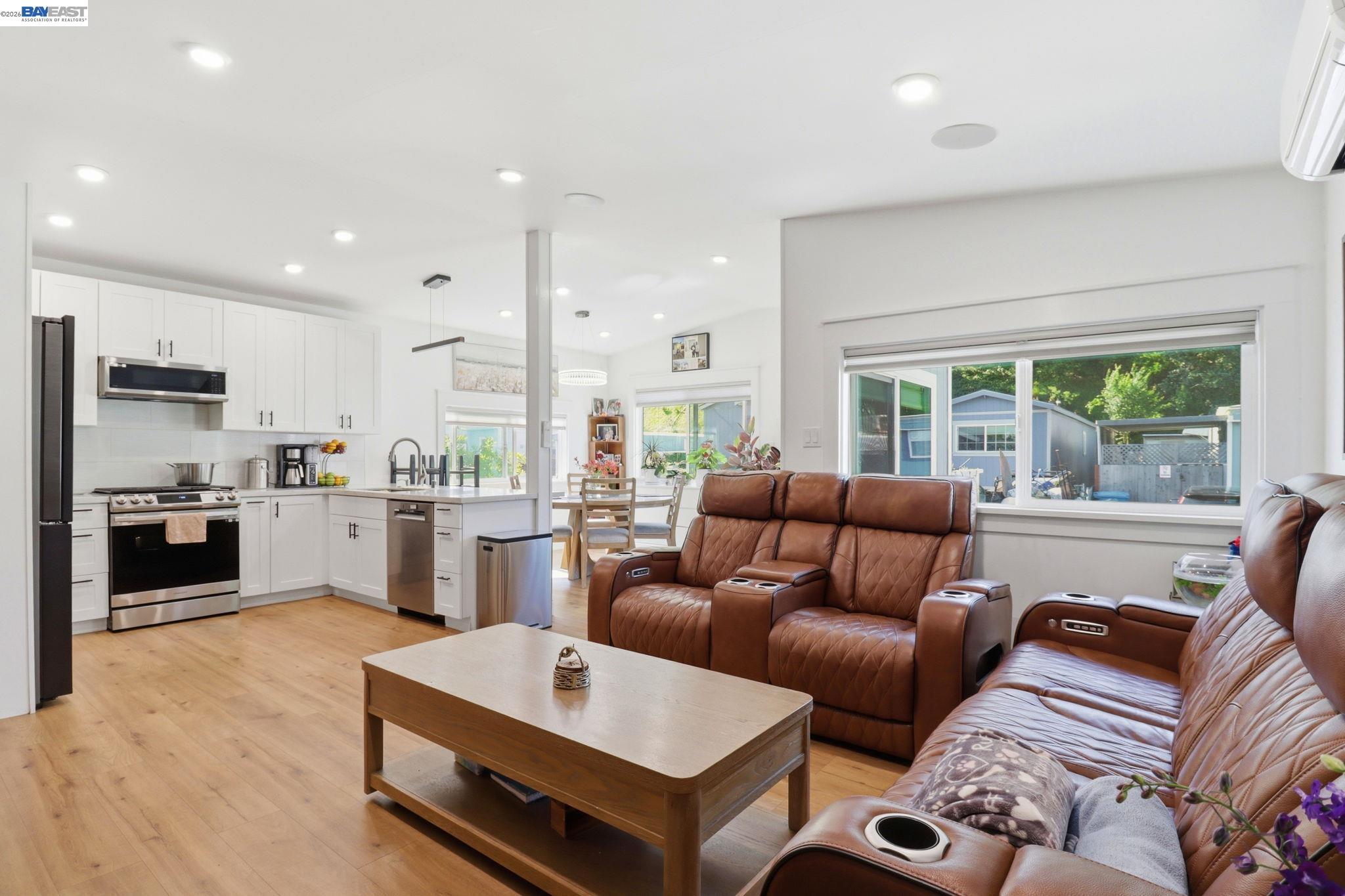 1530 Armstrong # 75