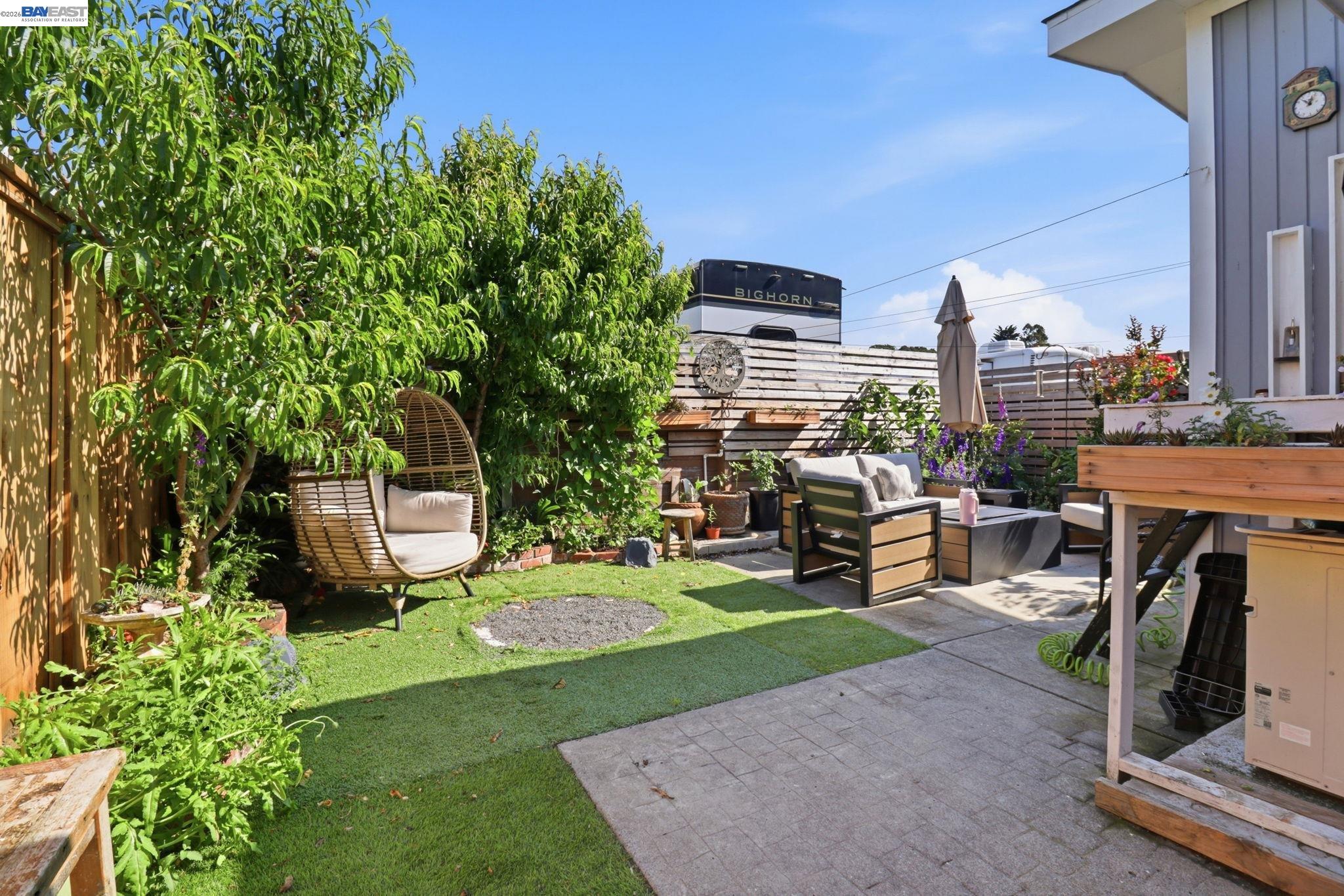 1530 Armstrong # 75