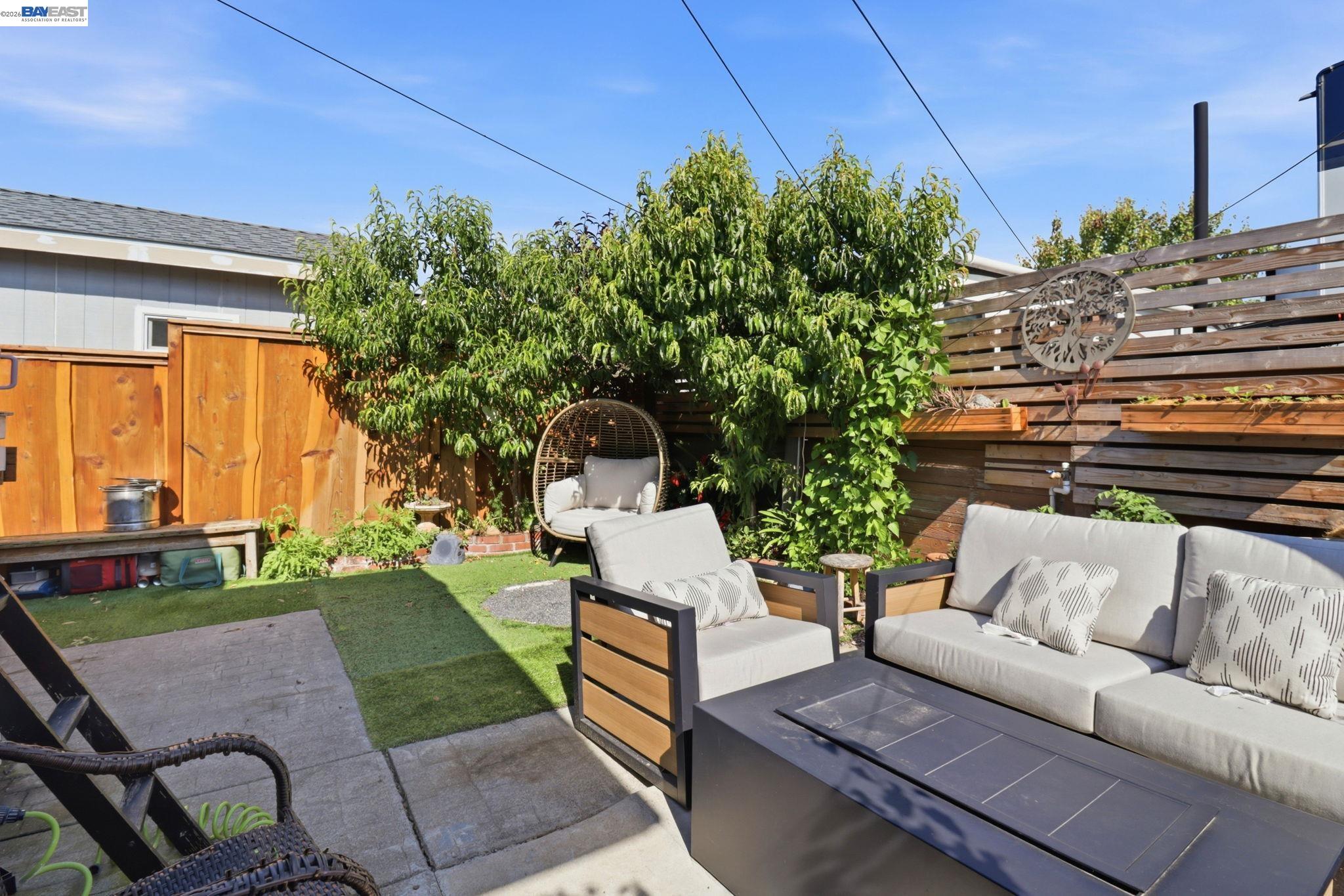 1530 Armstrong # 75