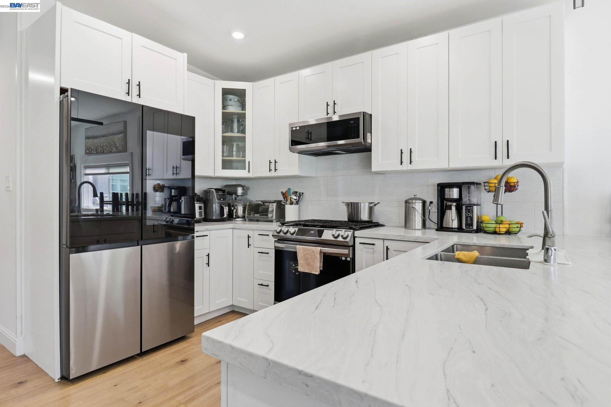 1530 Armstrong # 75