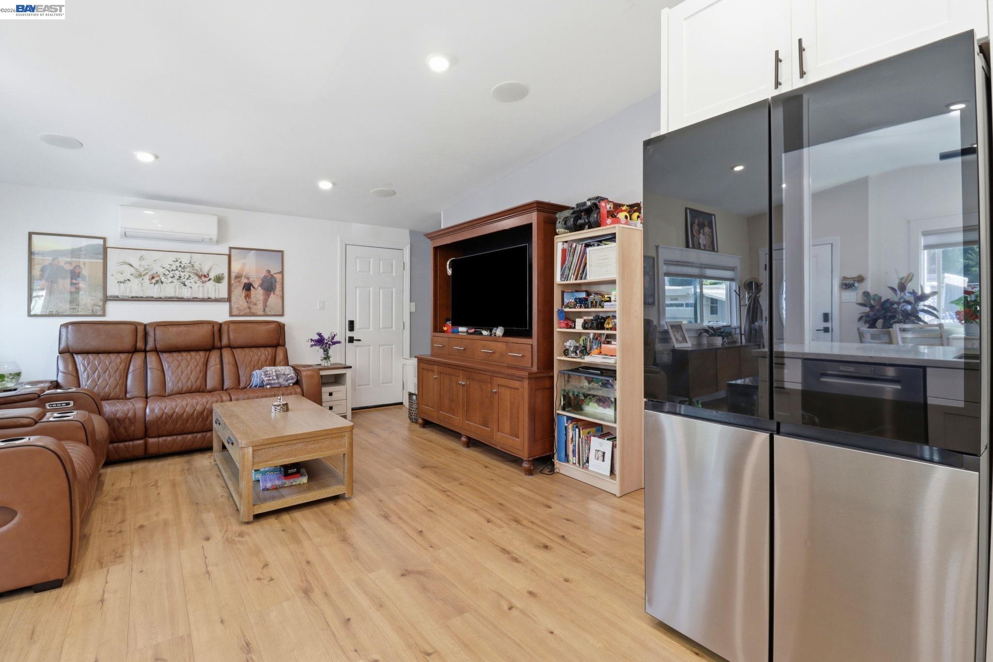 1530 Armstrong # 75