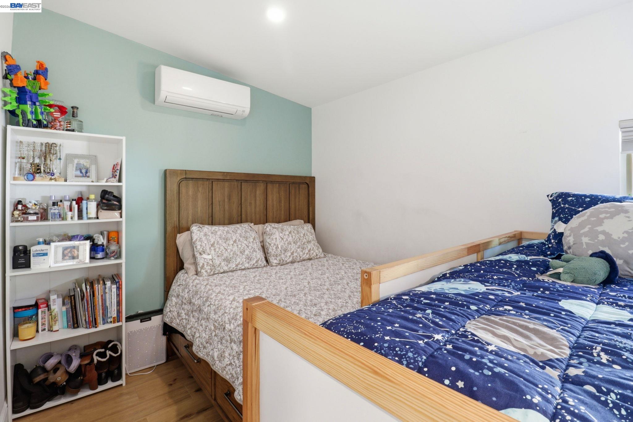 1530 Armstrong # 75