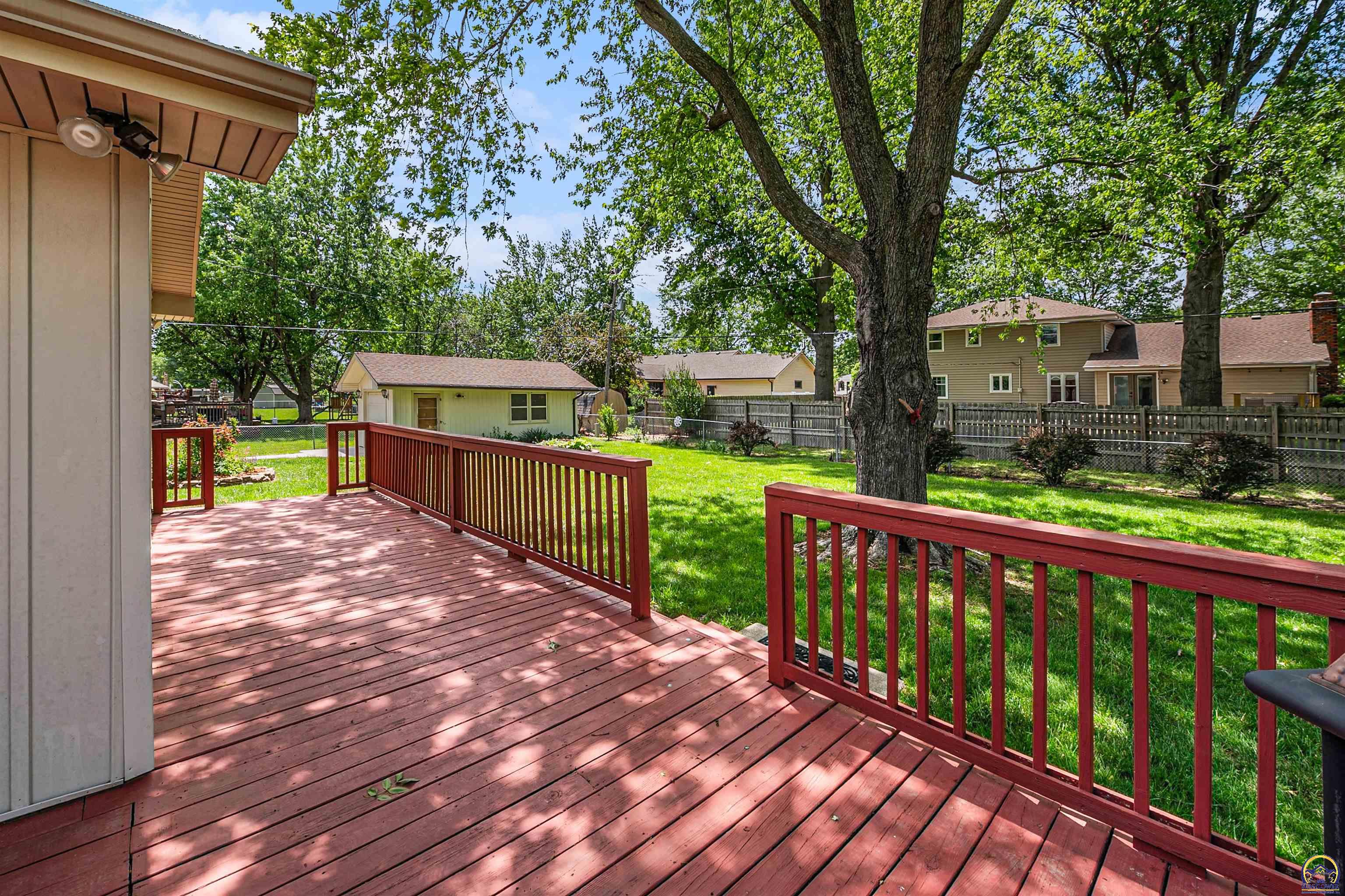 3213 SE Arbor DR