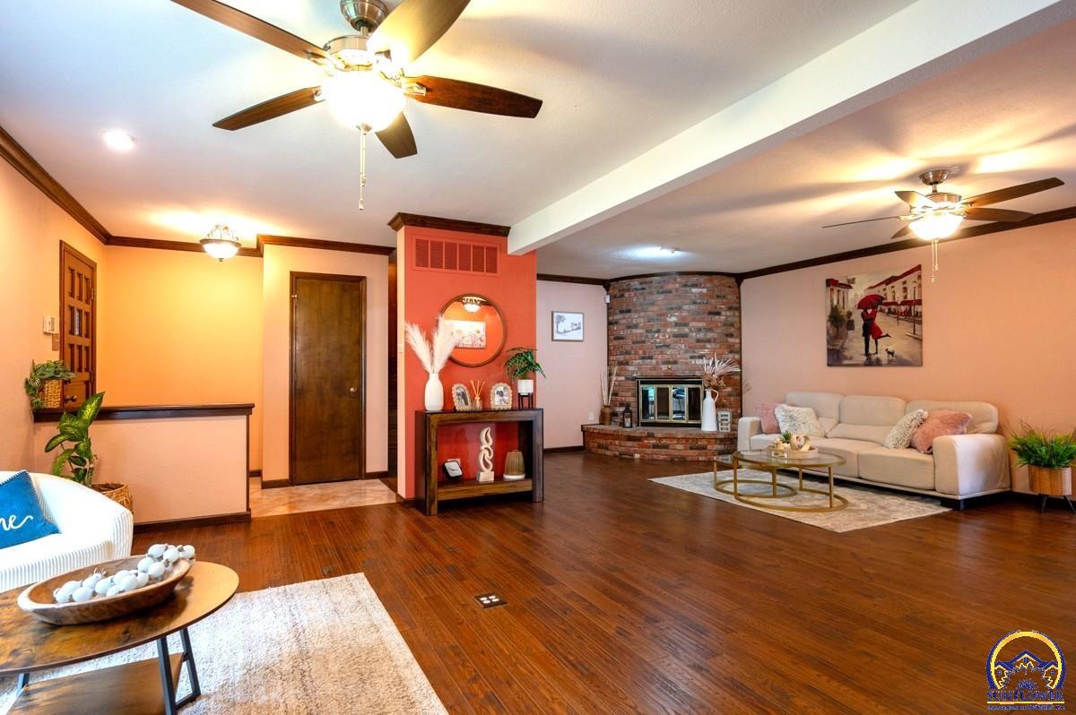 3213 SE Arbor DR