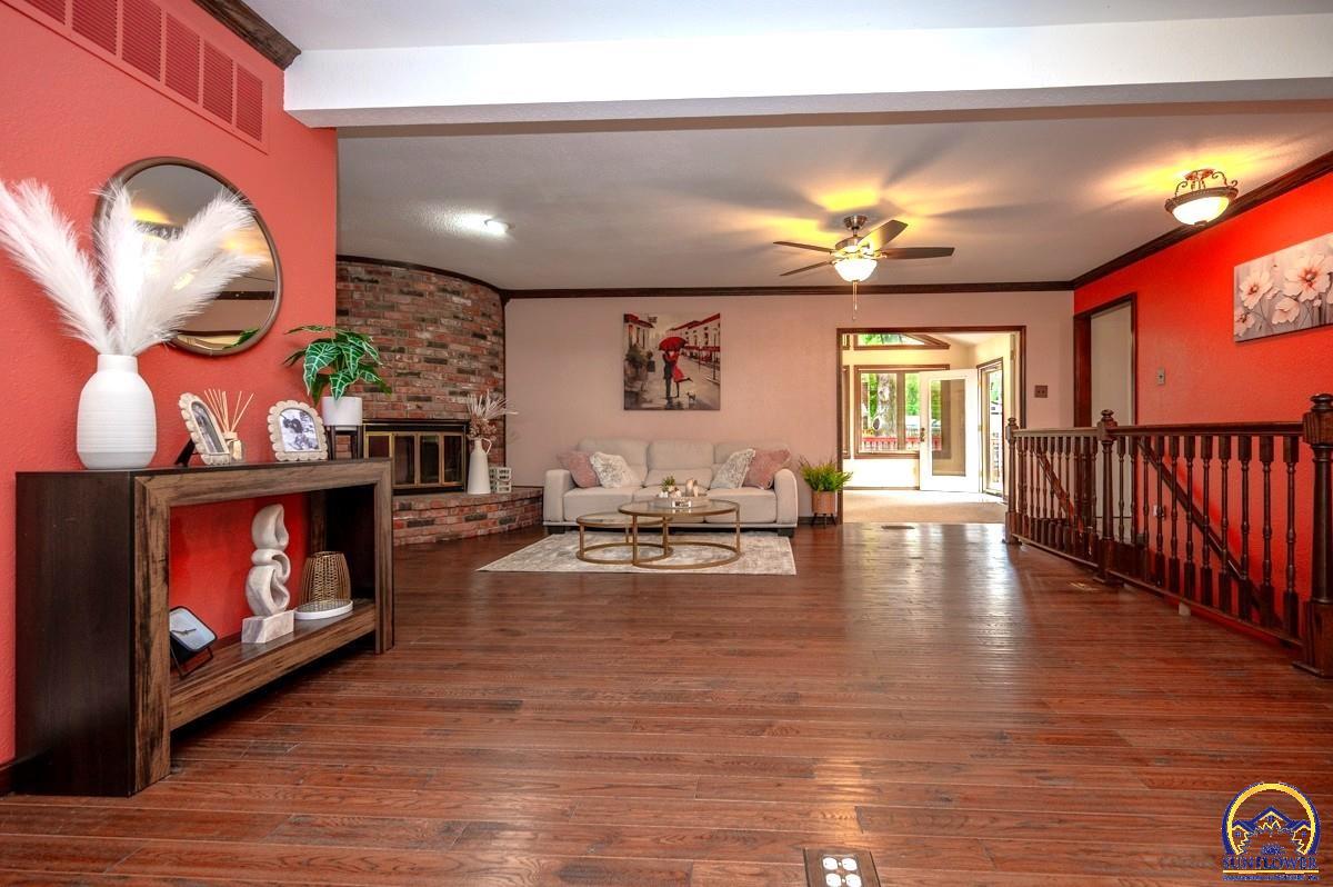 3213 SE Arbor DR