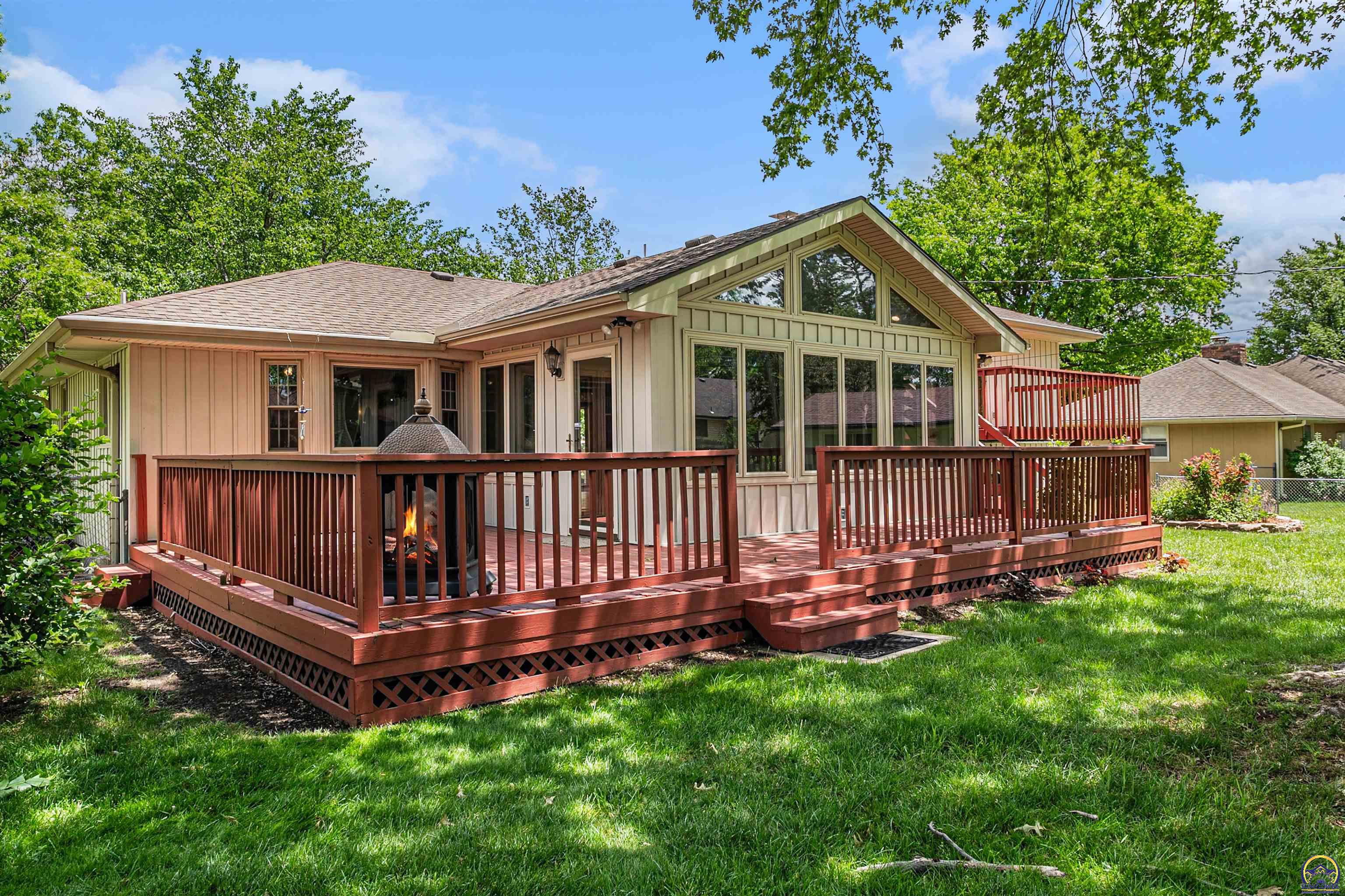 3213 SE Arbor DR