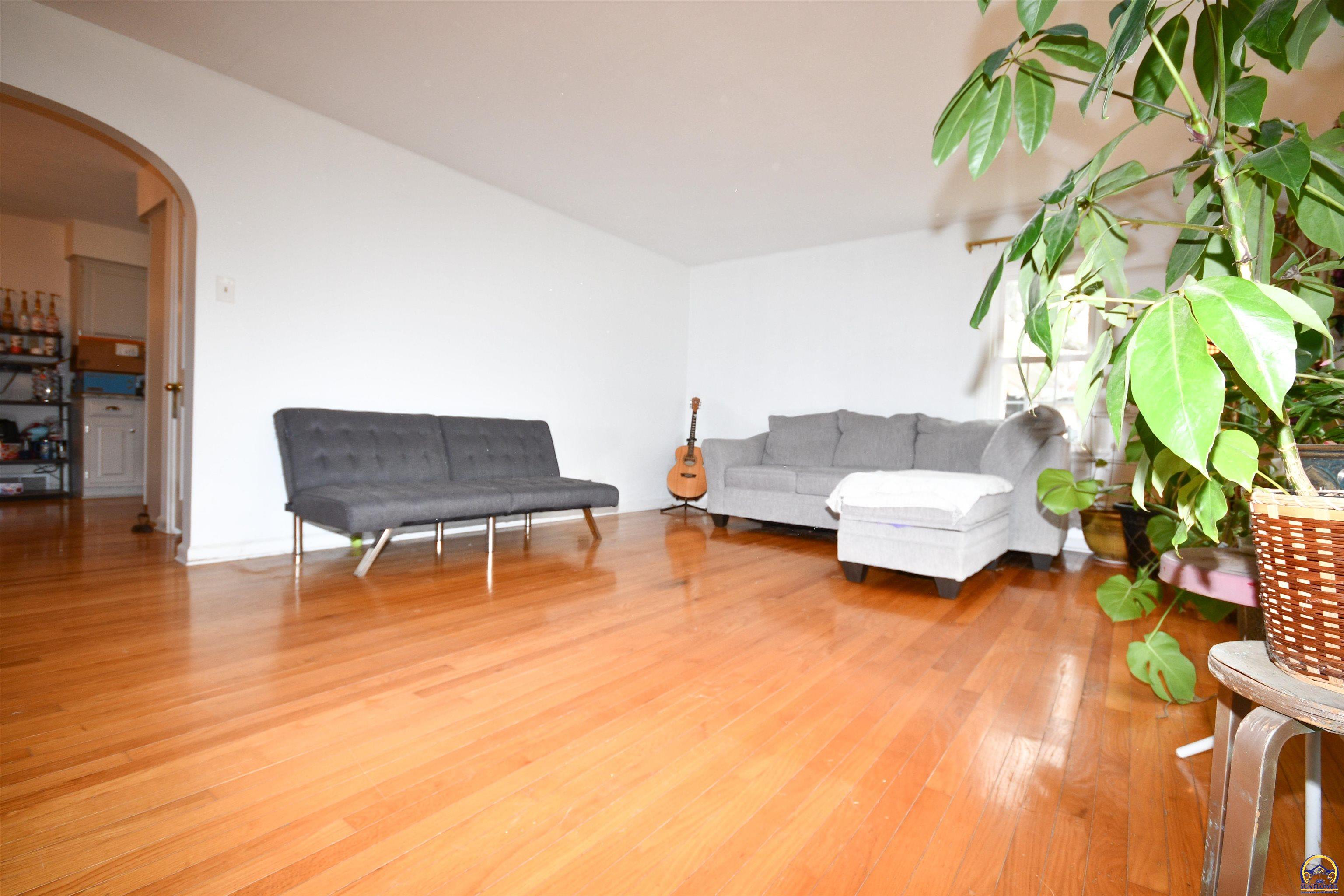 715 NW 35th ST