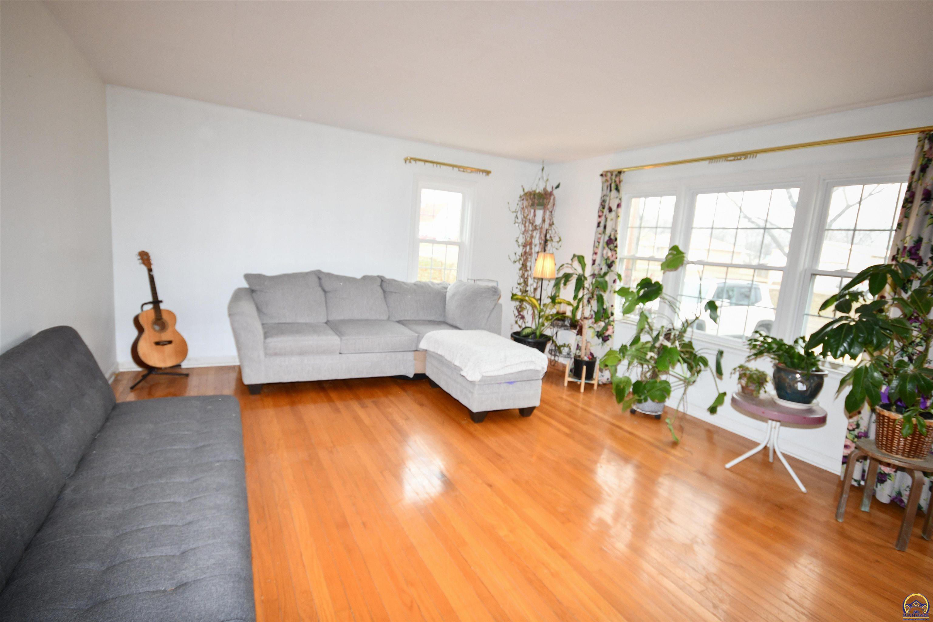 715 NW 35th ST