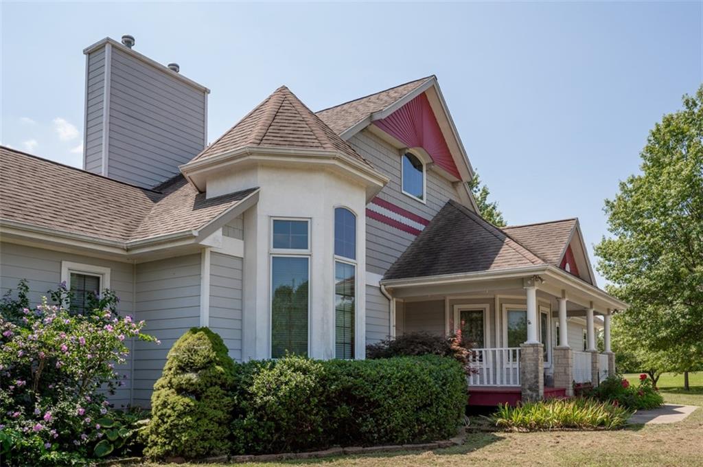3827 SE 45th Street